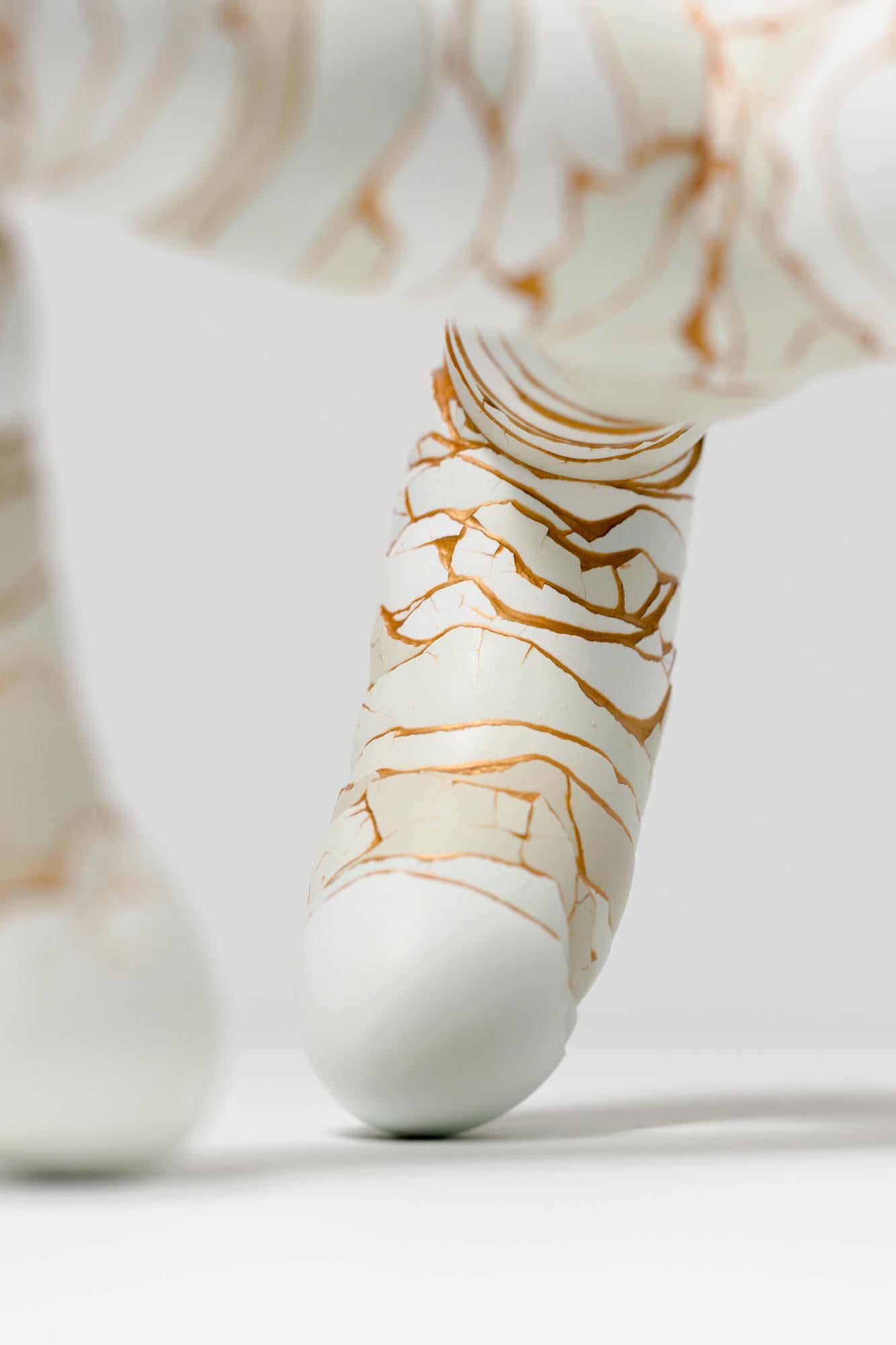 „Dreibein“, Reconstructed egg assemblage im Angebot 5