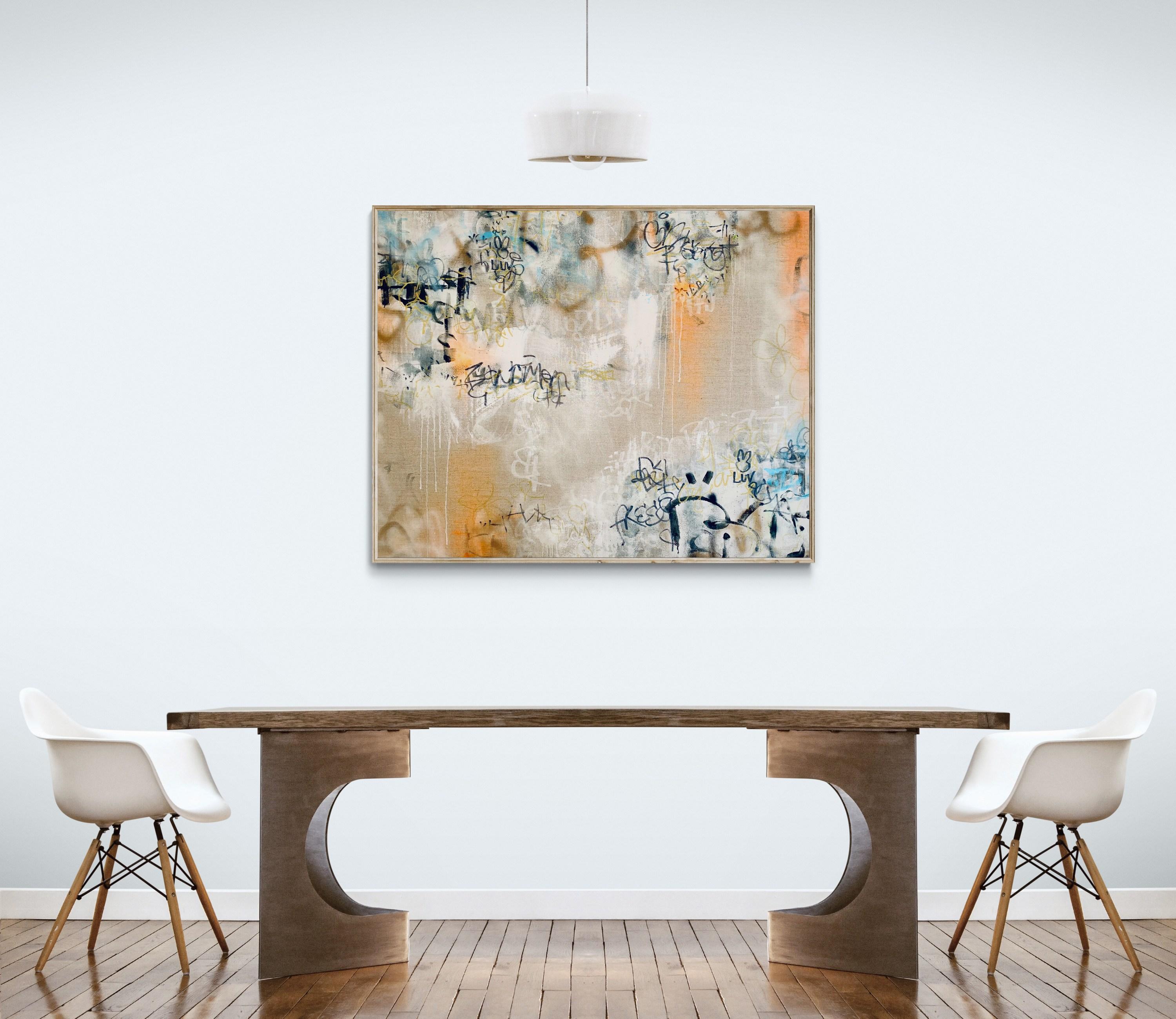 Bunny Luv (Astratto, Lino belga, Blu, Contemporaneo, Libero, Gestuale, Oro) - Figurative Painting Beige di Katrina Revenaugh