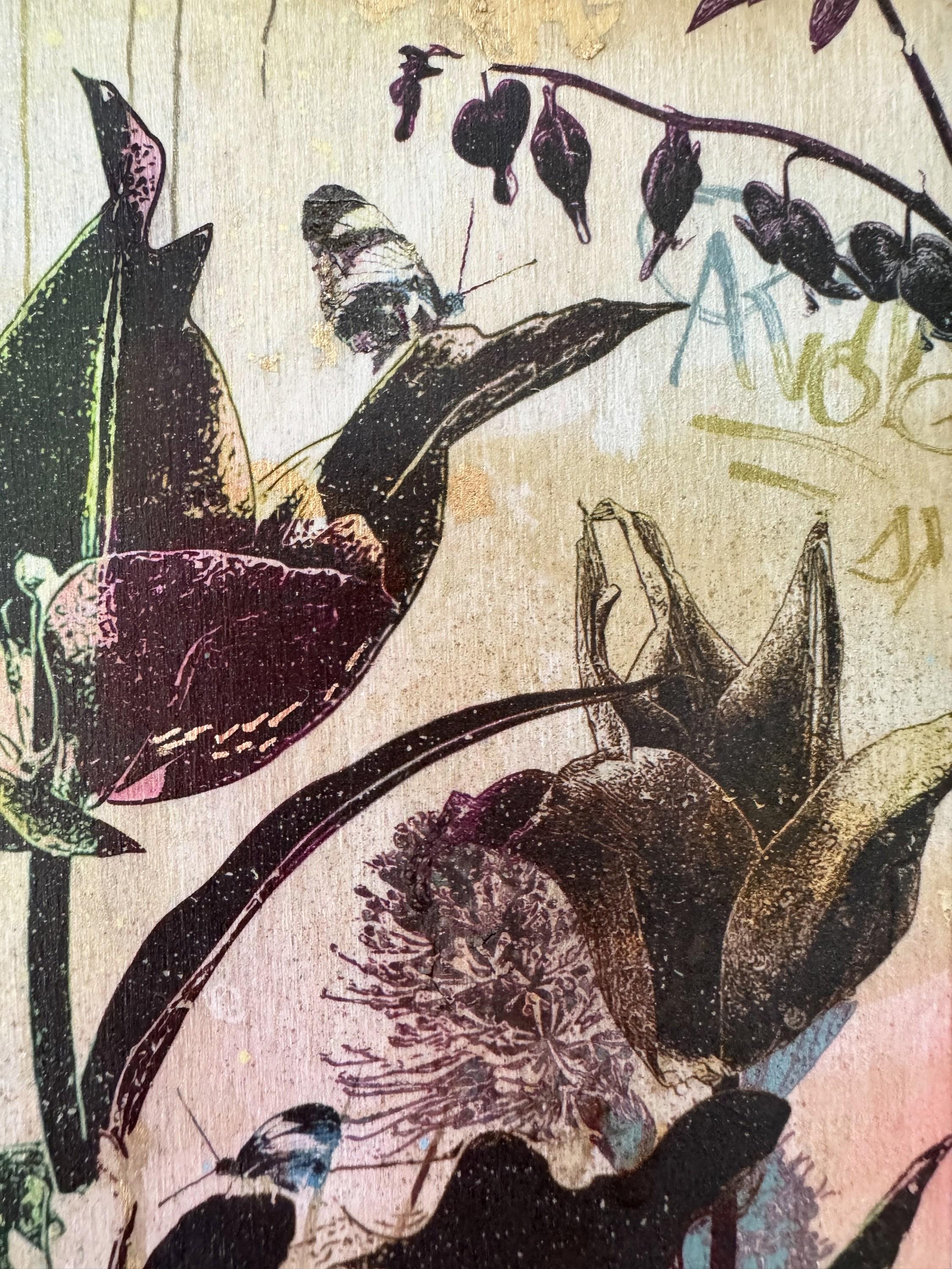 Piccolo Giardino Nr. 1 (Botanisches, Burgunderrot, Schmetterlinge, Blumen, Gold) im Angebot 2
