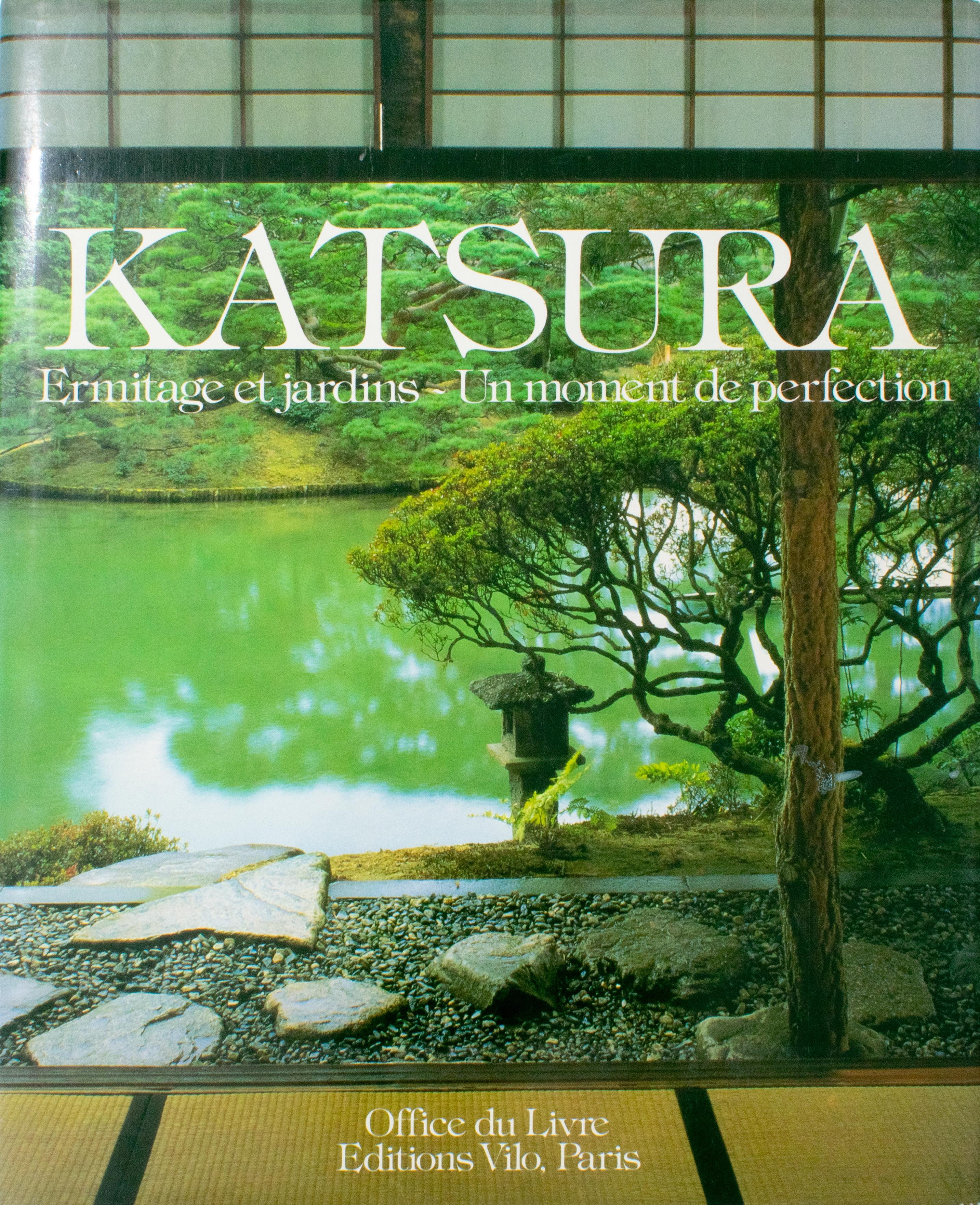 Katsura, Hermitage and Gardens, a Moment of Perfection, French Book, 1986 In Good Condition For Sale In Atlanta, GA
