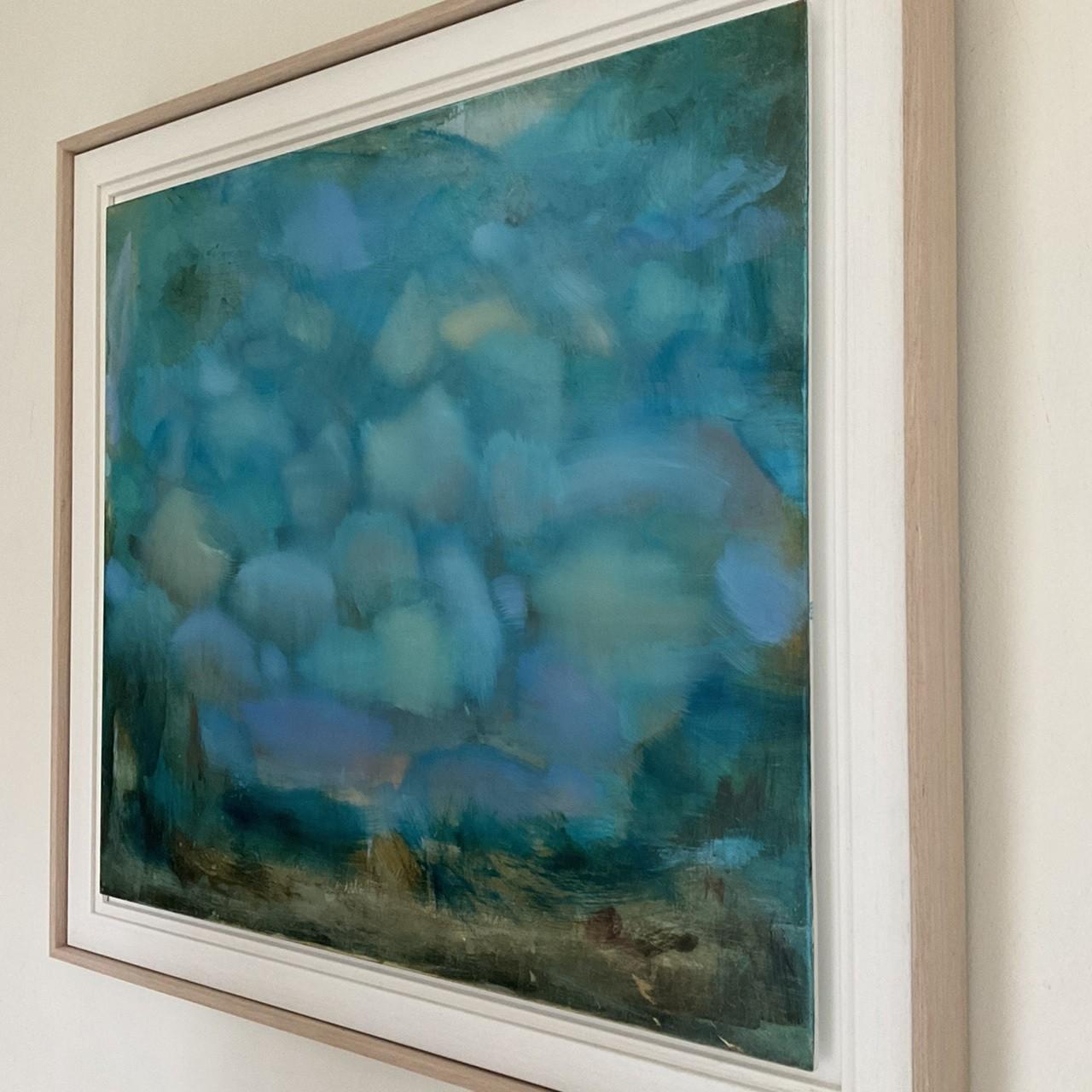 Peinture de nuages magiques, paysage de ciel, art bleu décontracté, peinture de chambre à coucher Calming - Bleu Still-Life Painting par Katy Brown