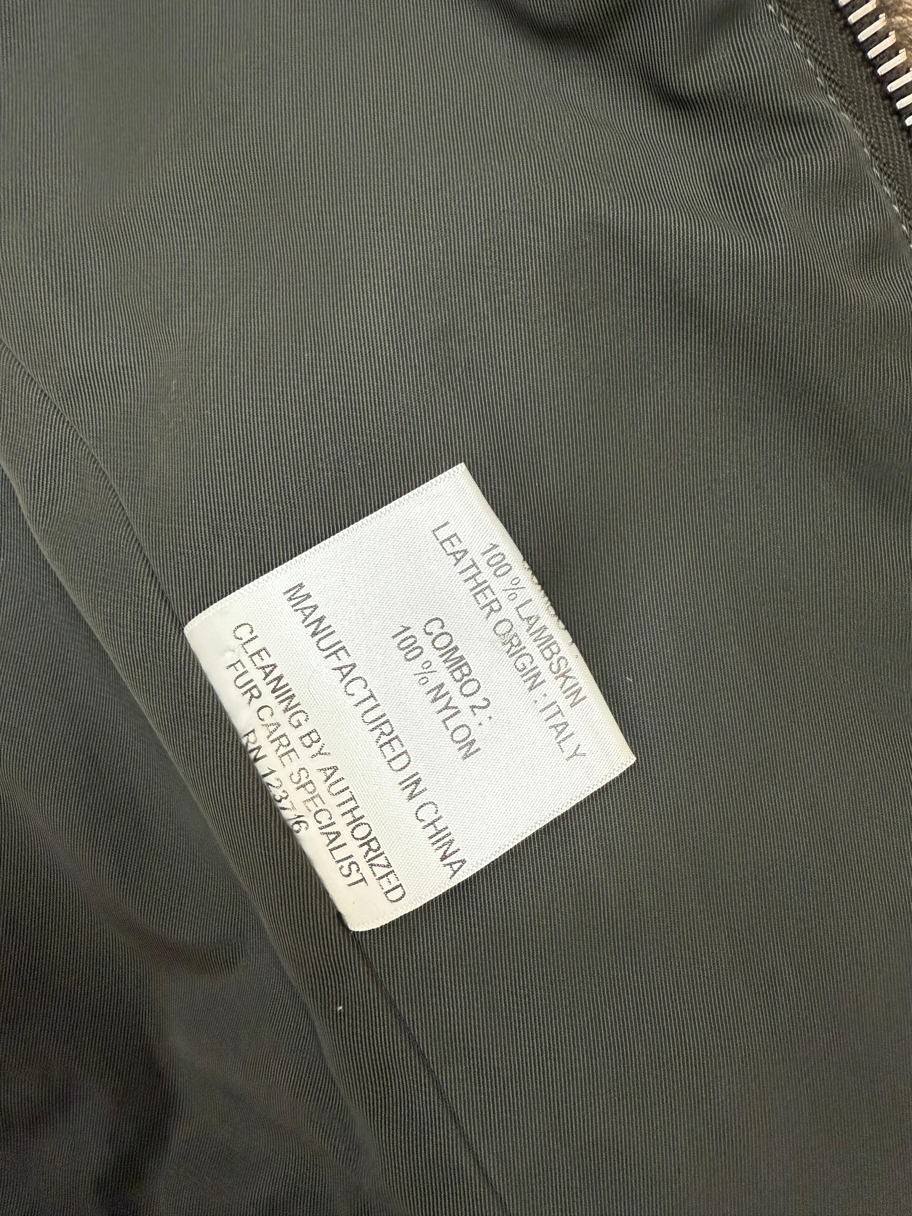 KAUFMANFRANCO Gilet en fourrure de renard et cuir d'agneau vert armée en vente 4