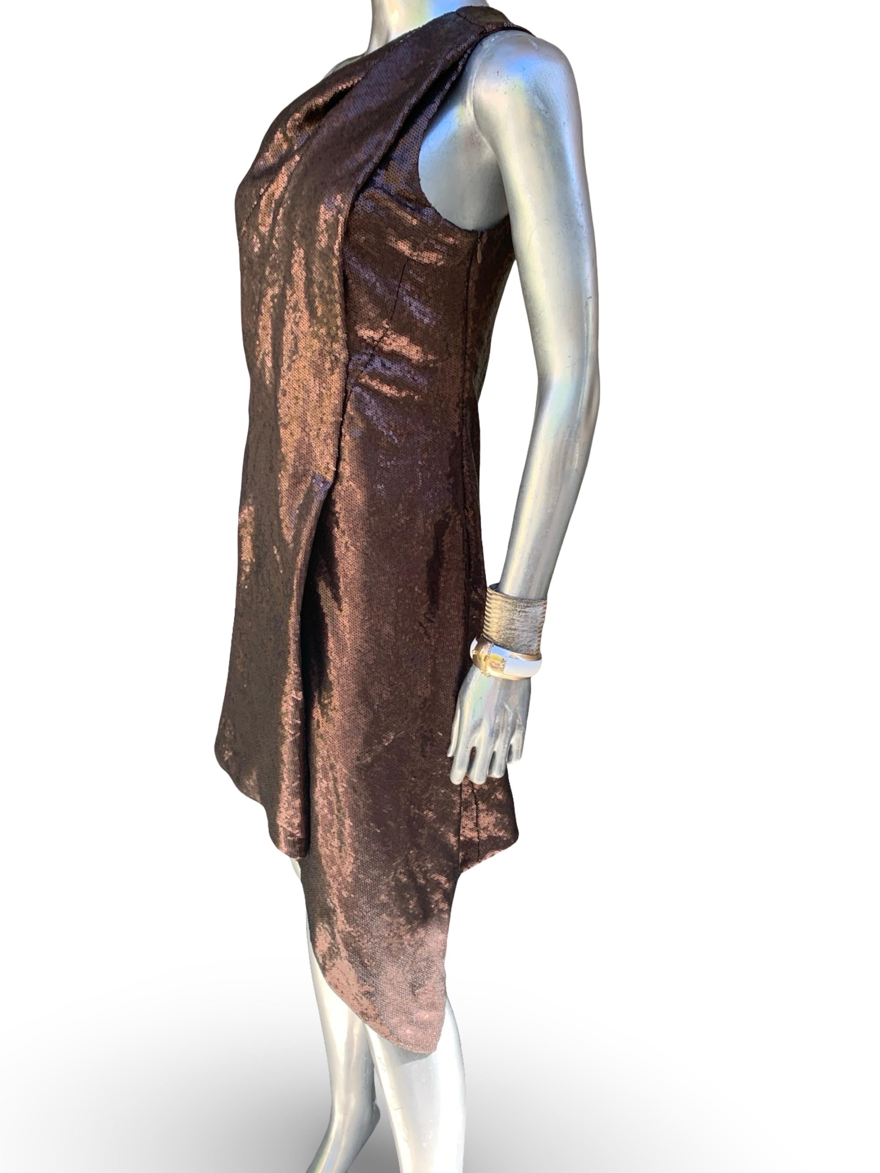 KaufmanFranco Collection Drapiertes Braun/Kupfer Pailletten Asymmetrisches Cocktailkleid im Angebot 5