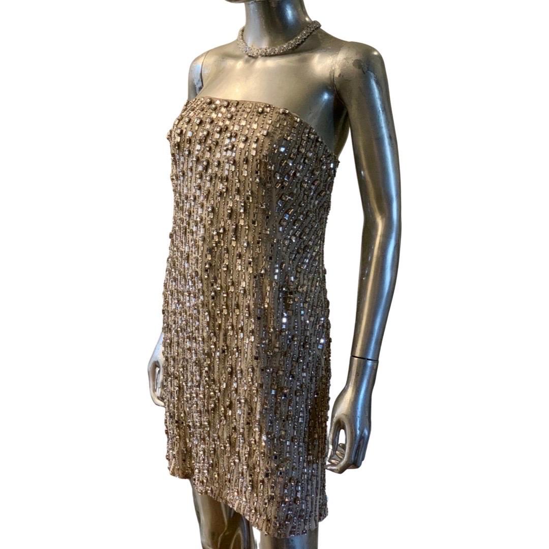 KaufmanFranco Vestido de cóctel sin tirantes de seda nude con adornos de pedrería Talla 8 Marrón en venta