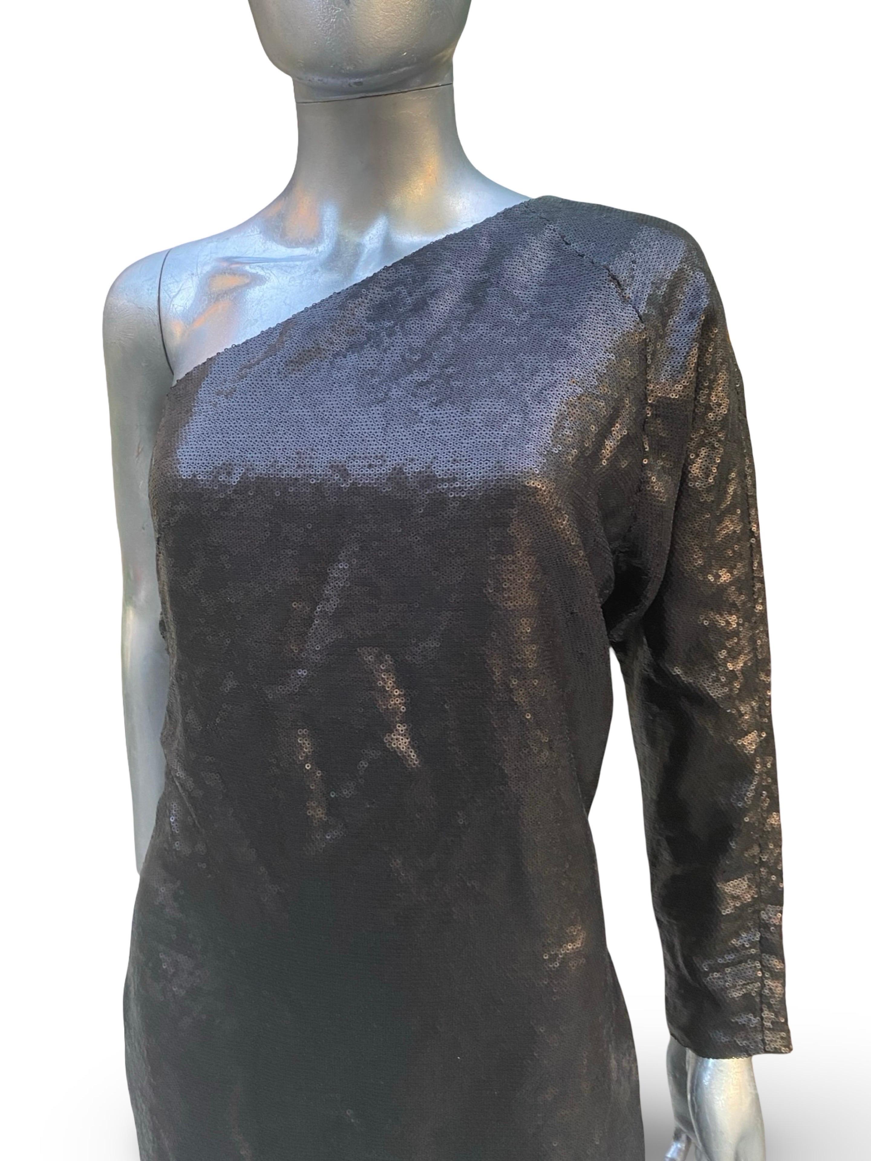 Noir KaufmanFranco One Shoulder Sexy Chic Black Sequin Cocktail Dress Size 6/42 en vente