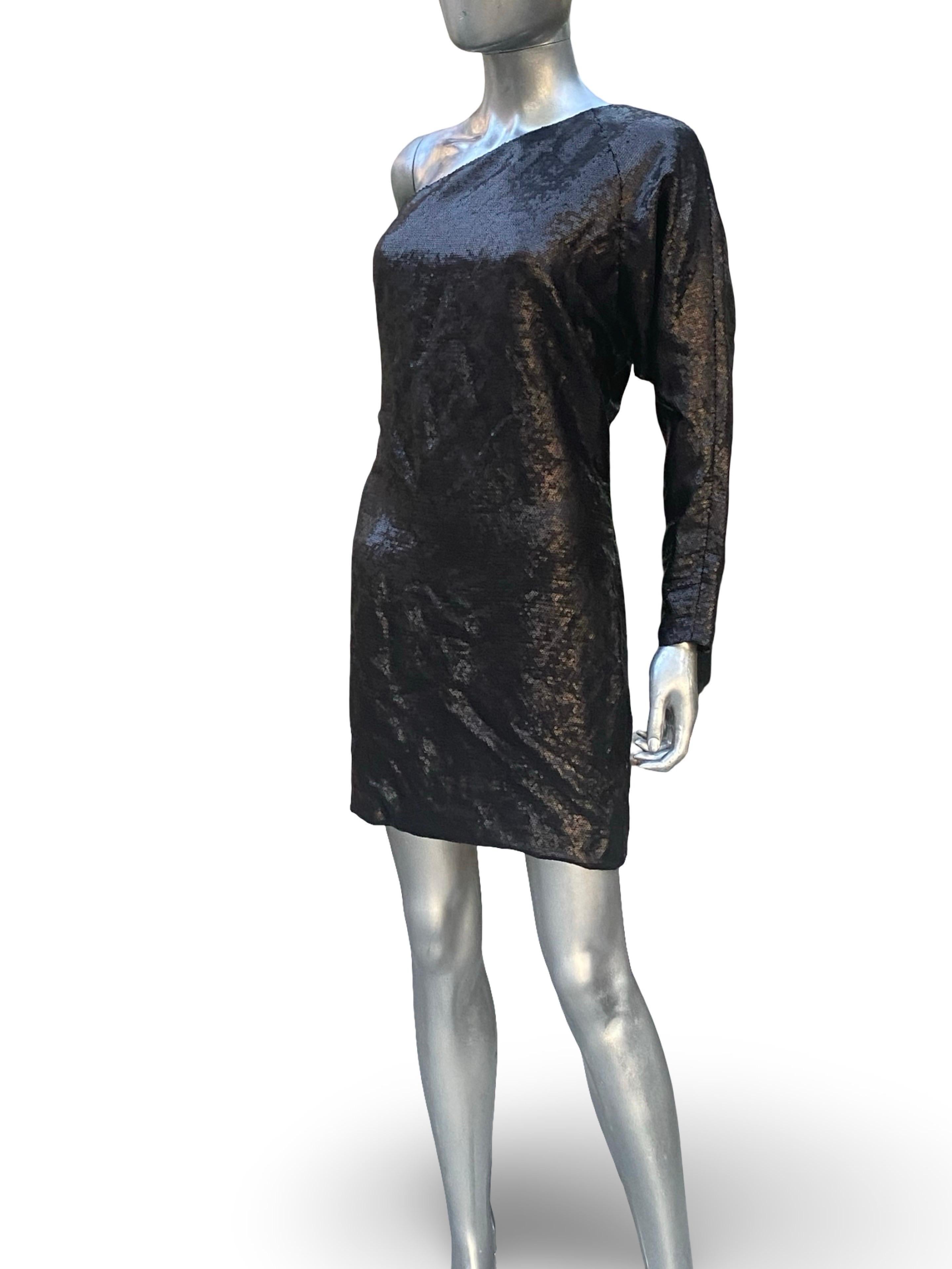 KaufmanFranco One Shoulder Sexy Chic Black Sequin Cocktail Dress Size 6/42 en vente 3