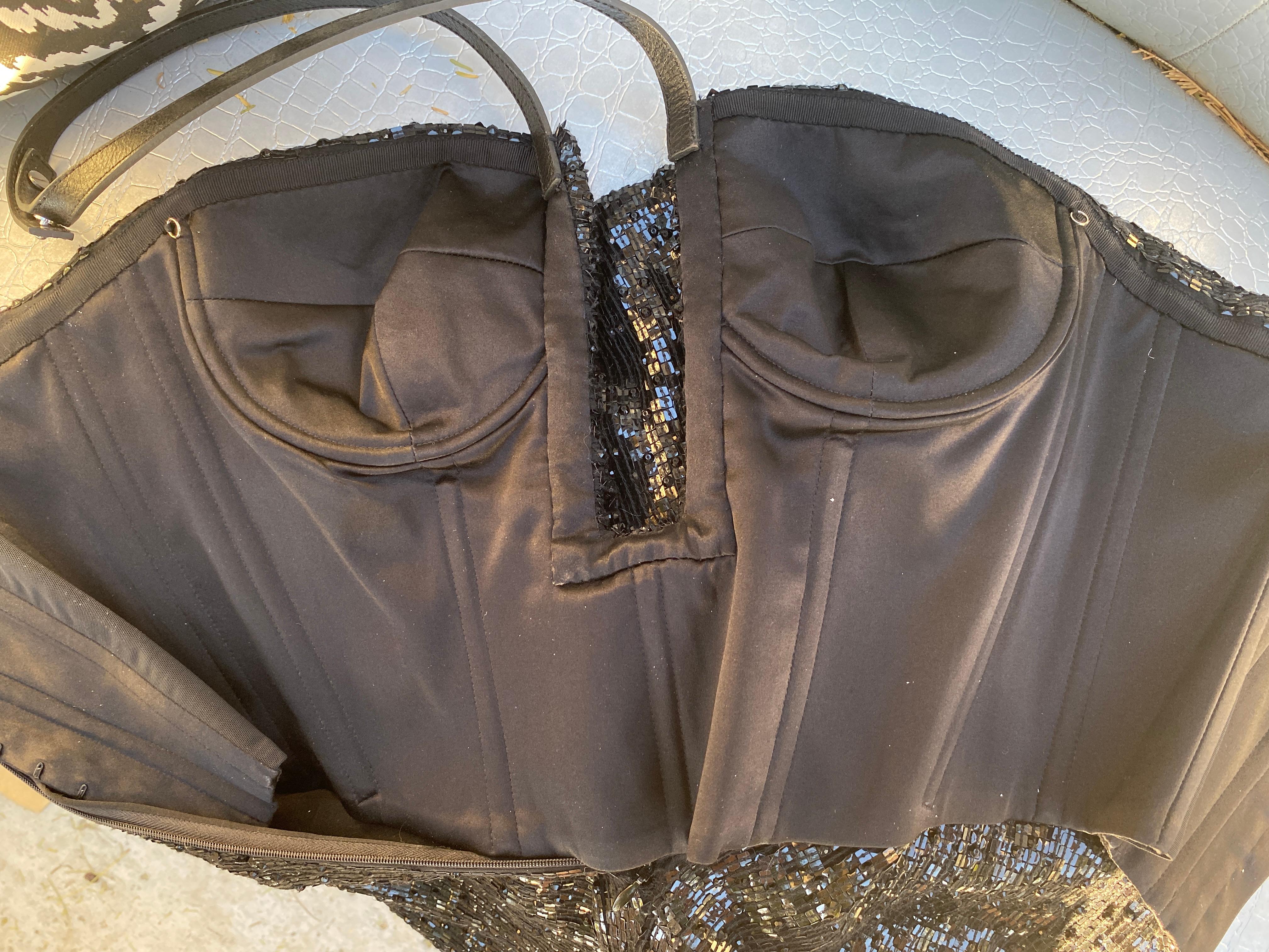 KaufmanFranco - Raro abito da cocktail modernista nero con paillettes e pelle - Taglia in vendita 15