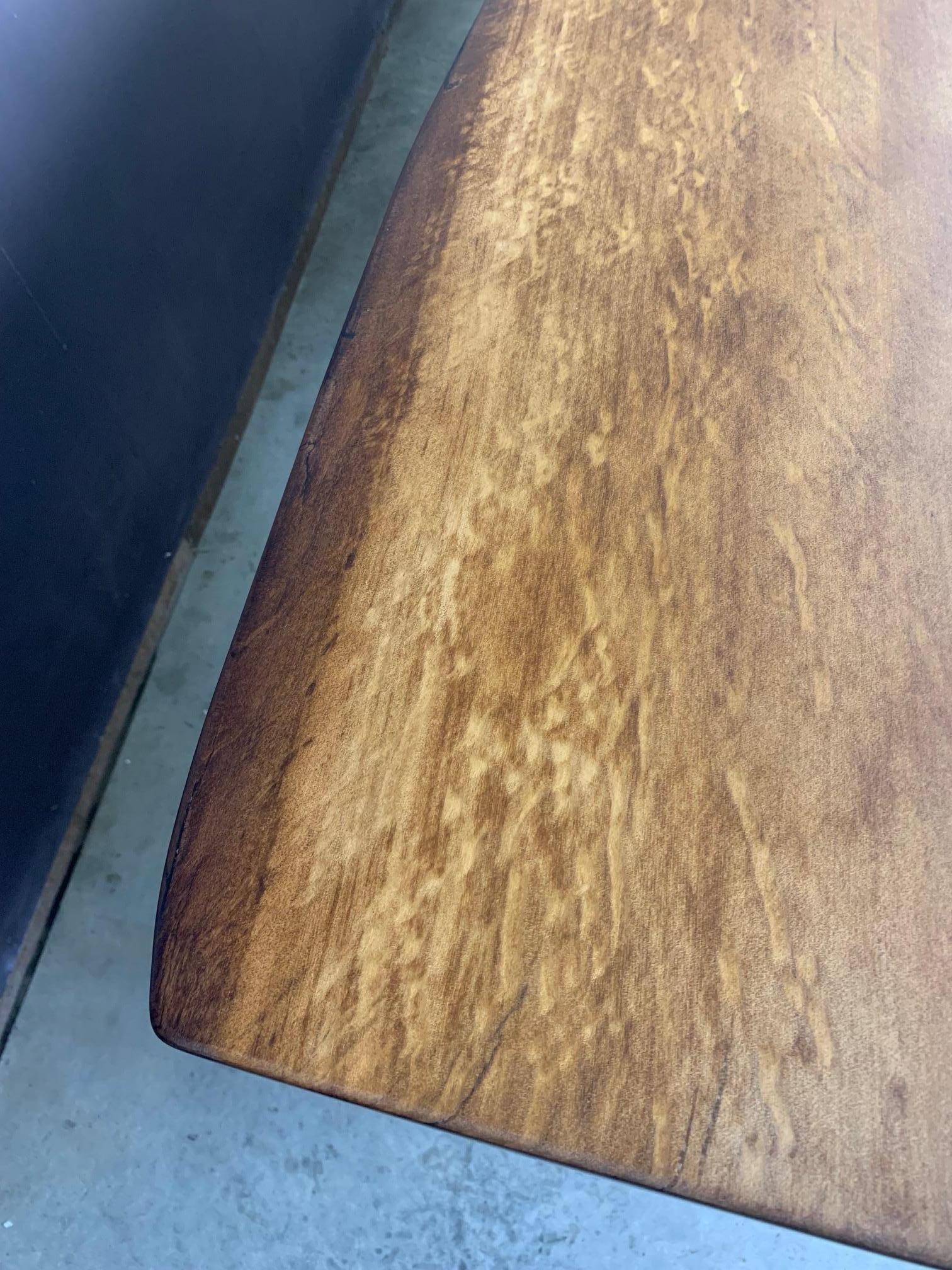 Kauri Dining Table in Solid Ancient Kauri Wood and Amber For Sale 4