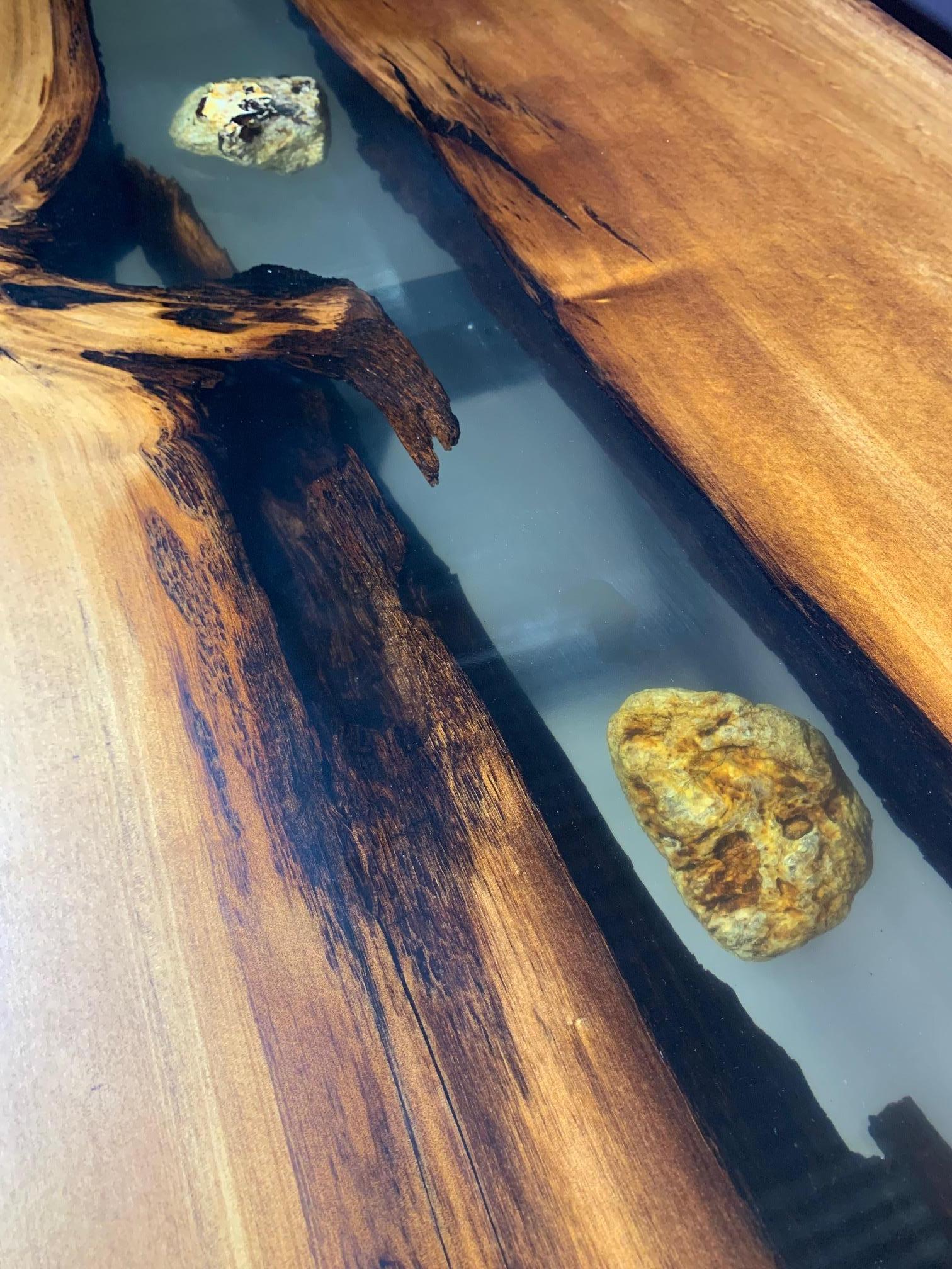 Kauri Dining Table in Solid Ancient Kauri Wood and Amber For Sale 6