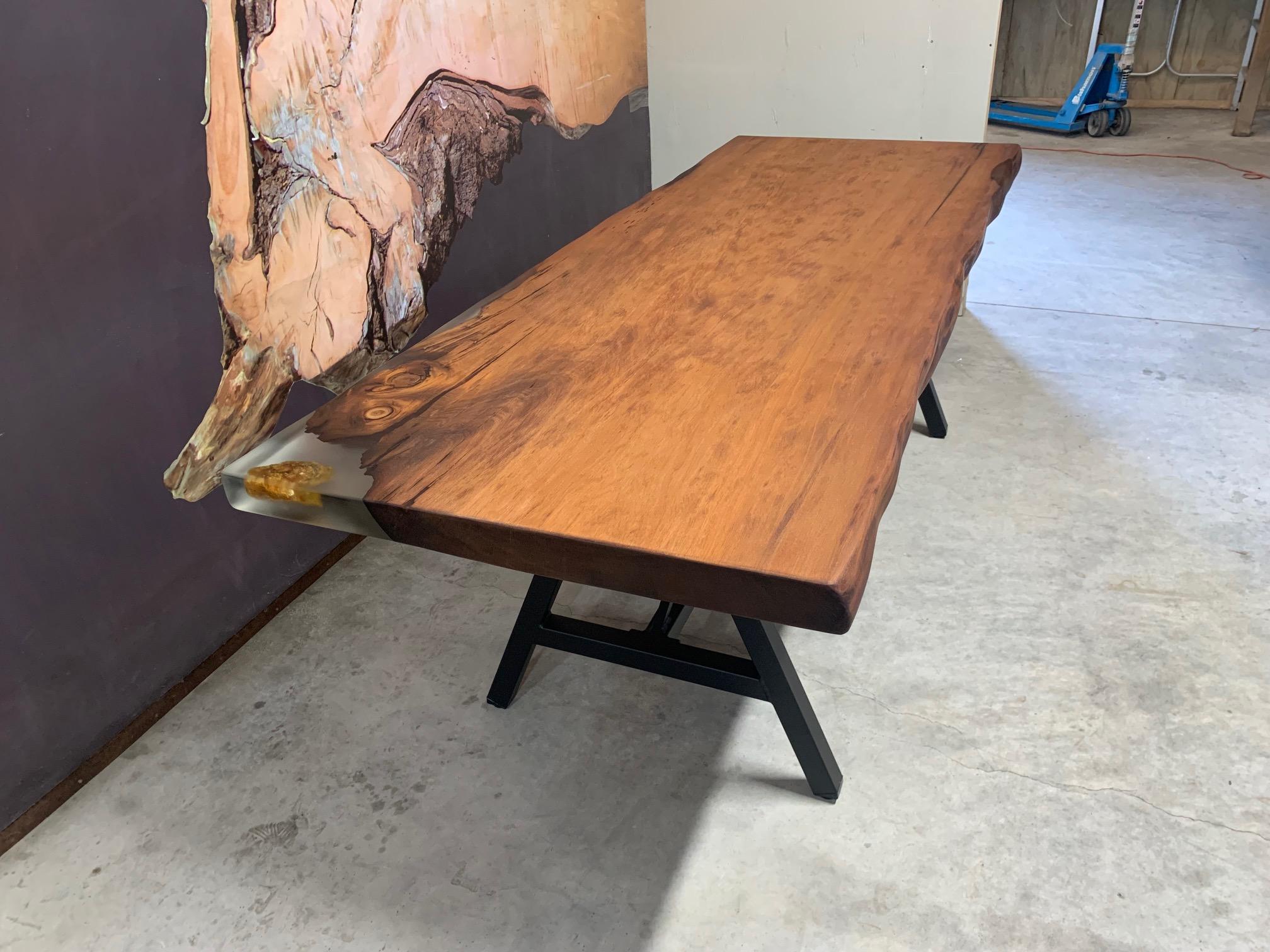 Kauri Dining Table in Solid Ancient Kauri Wood and Amber For Sale 2