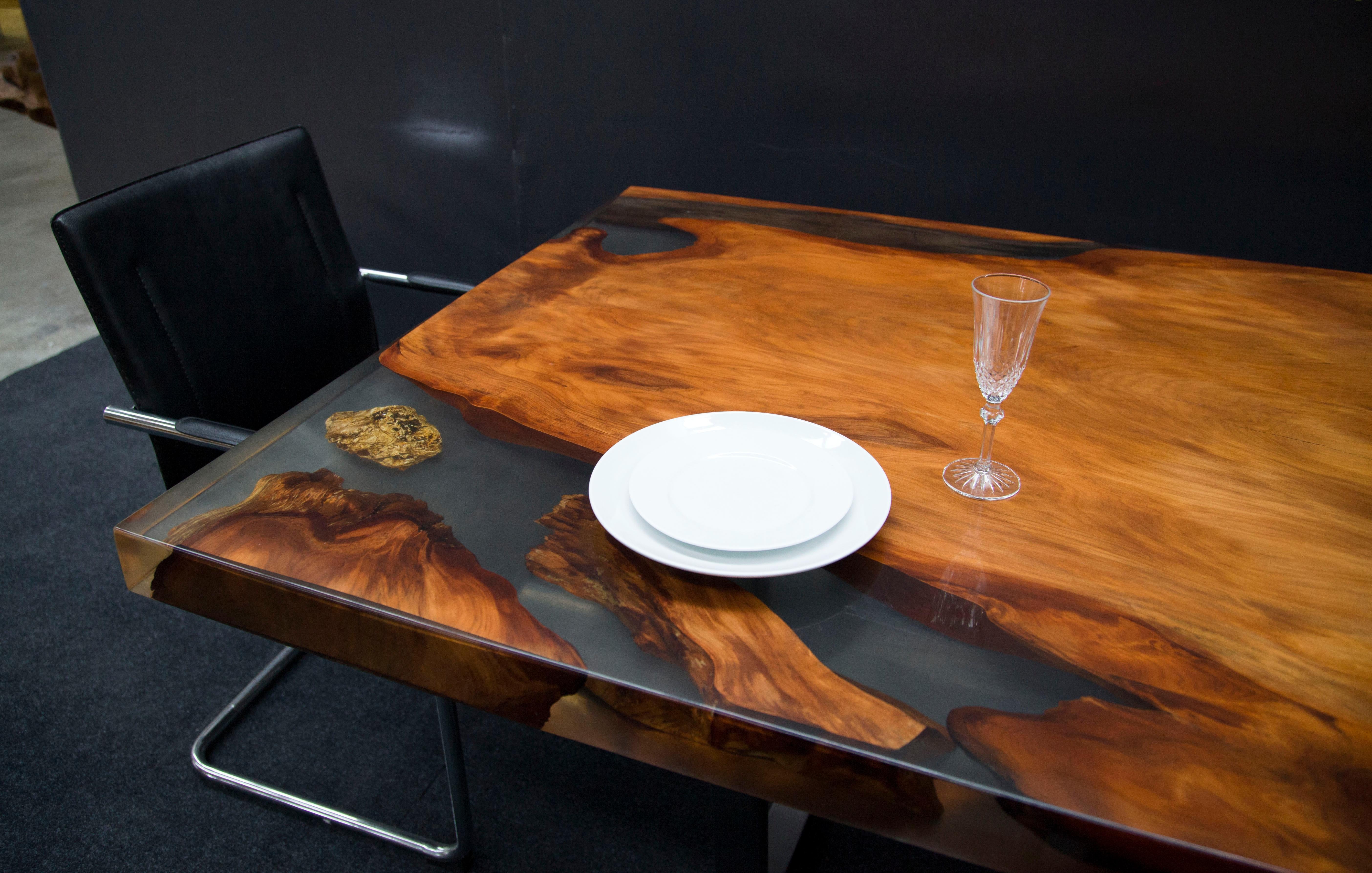 Nouvelle-Zélande Table de salle à manger Kauri en bois massif de Kauri ancien en vente