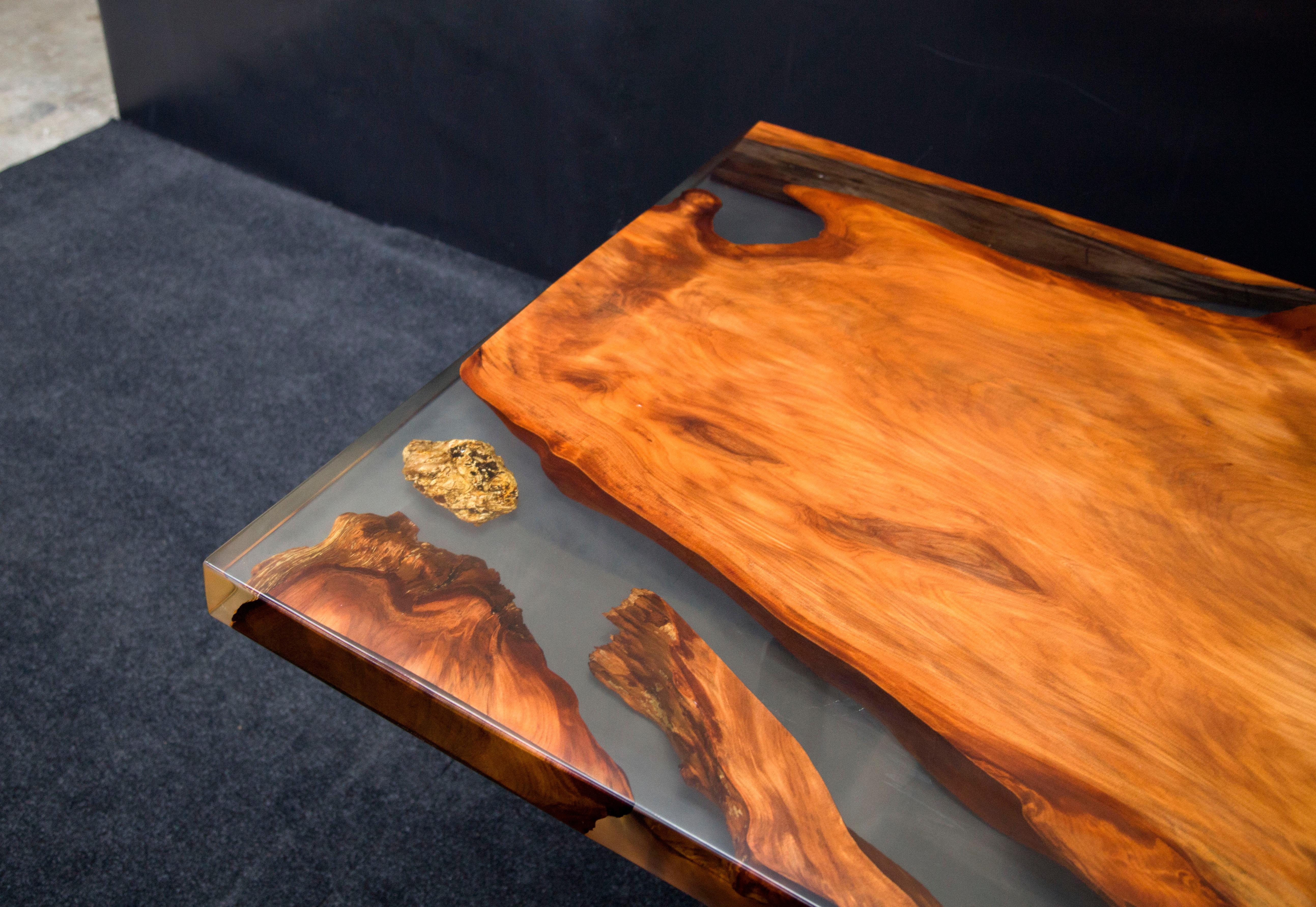 Fer Table de salle à manger Kauri en bois massif de Kauri ancien en vente