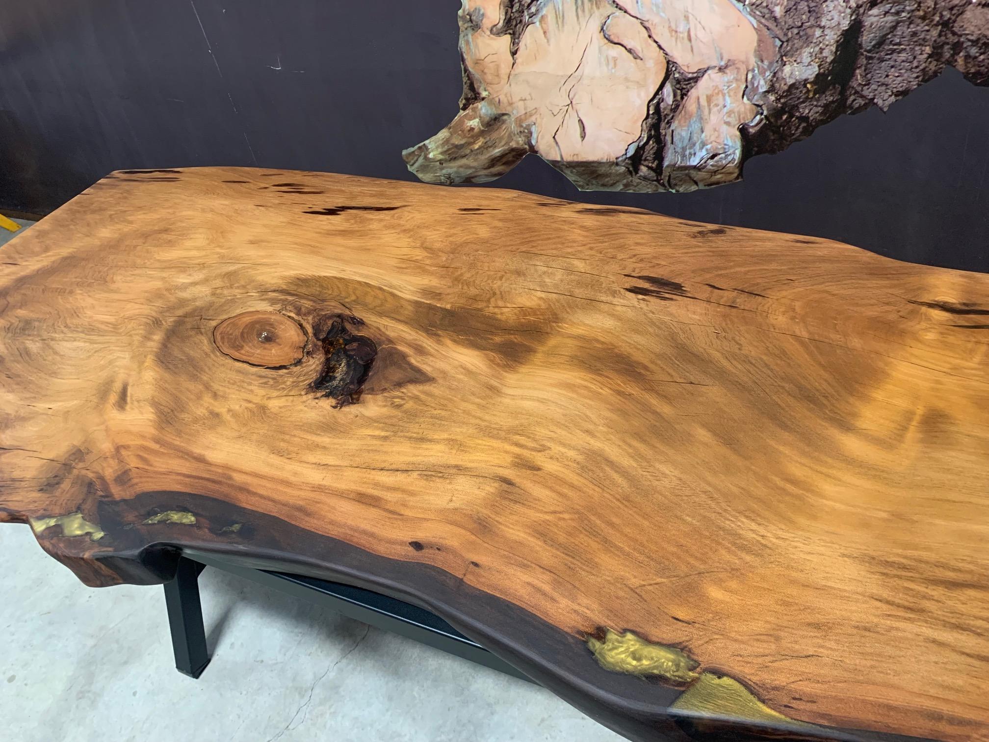 Kauri Dining Table in Solid Ancient Kauri Wood For Sale 1