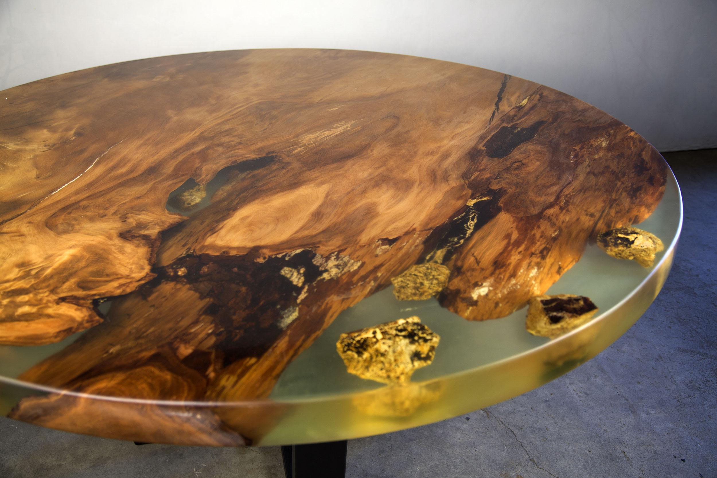 New Zealand Kauri Round Dining Table in Solid Ancient Kauri Wood For Sale