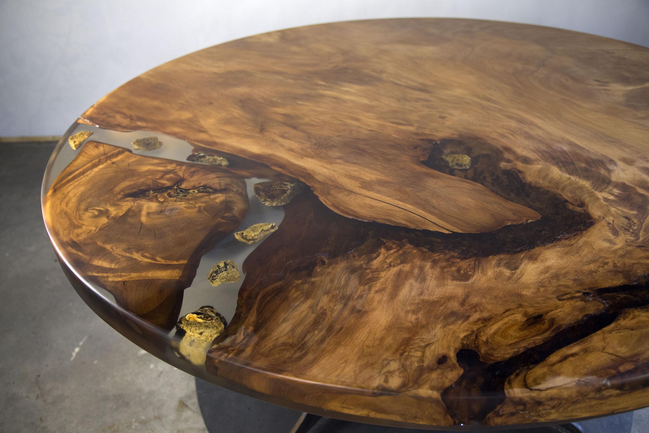 New Zealand Kauri Round Dining Table in Solid Ancient Kauri Wood For Sale