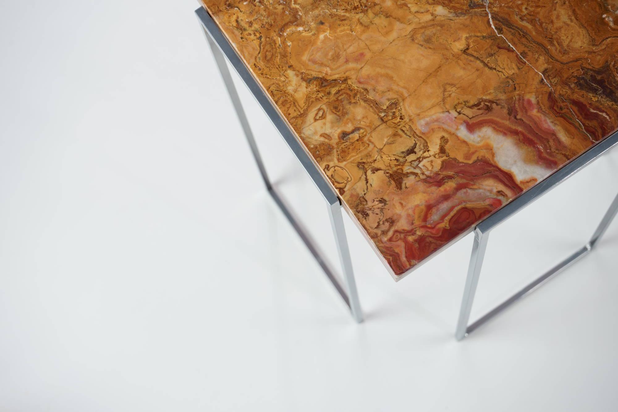 Kaus Cromo, Persian Onyx Side Table By DFdesignlab Handmade in Italy In New Condition For Sale In Campobasso, CB
