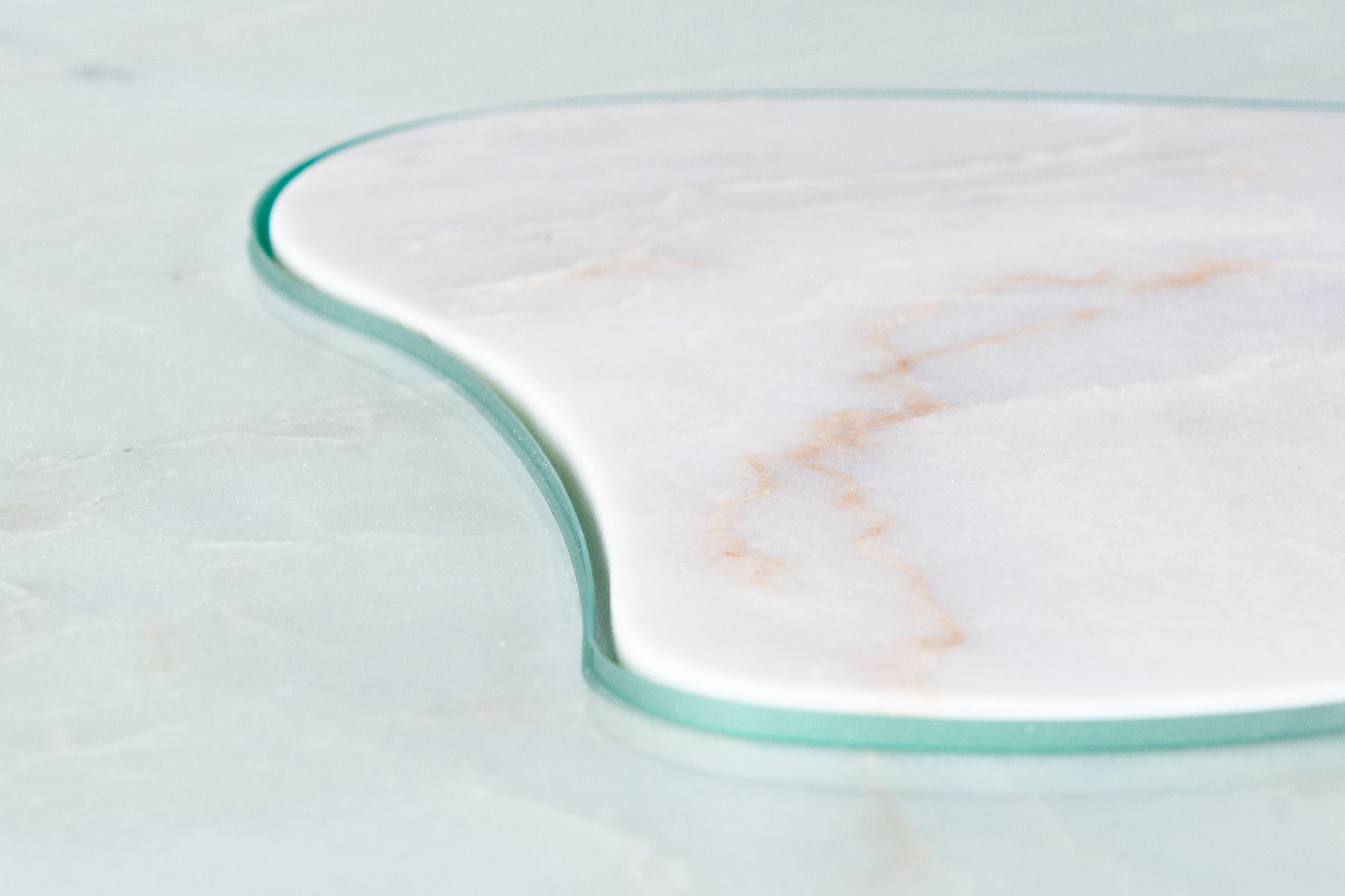 Kavachi Dining Table in White Marble & Glass by MANTA Handmade Stone Design For Sale 7