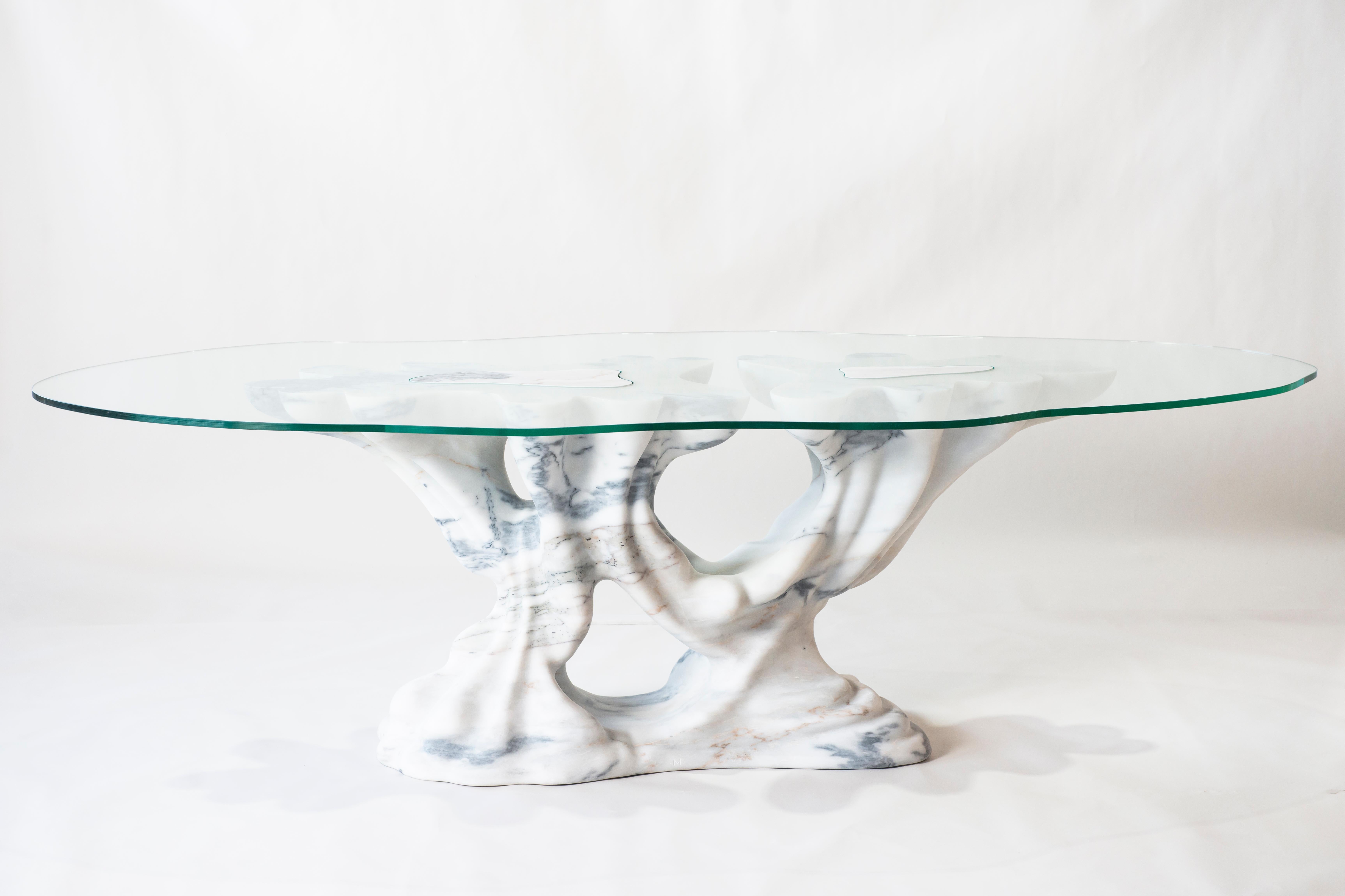 Kavachi Dining Table in White Marble & Glass by MANTA Handmade Stone Design For Sale 8