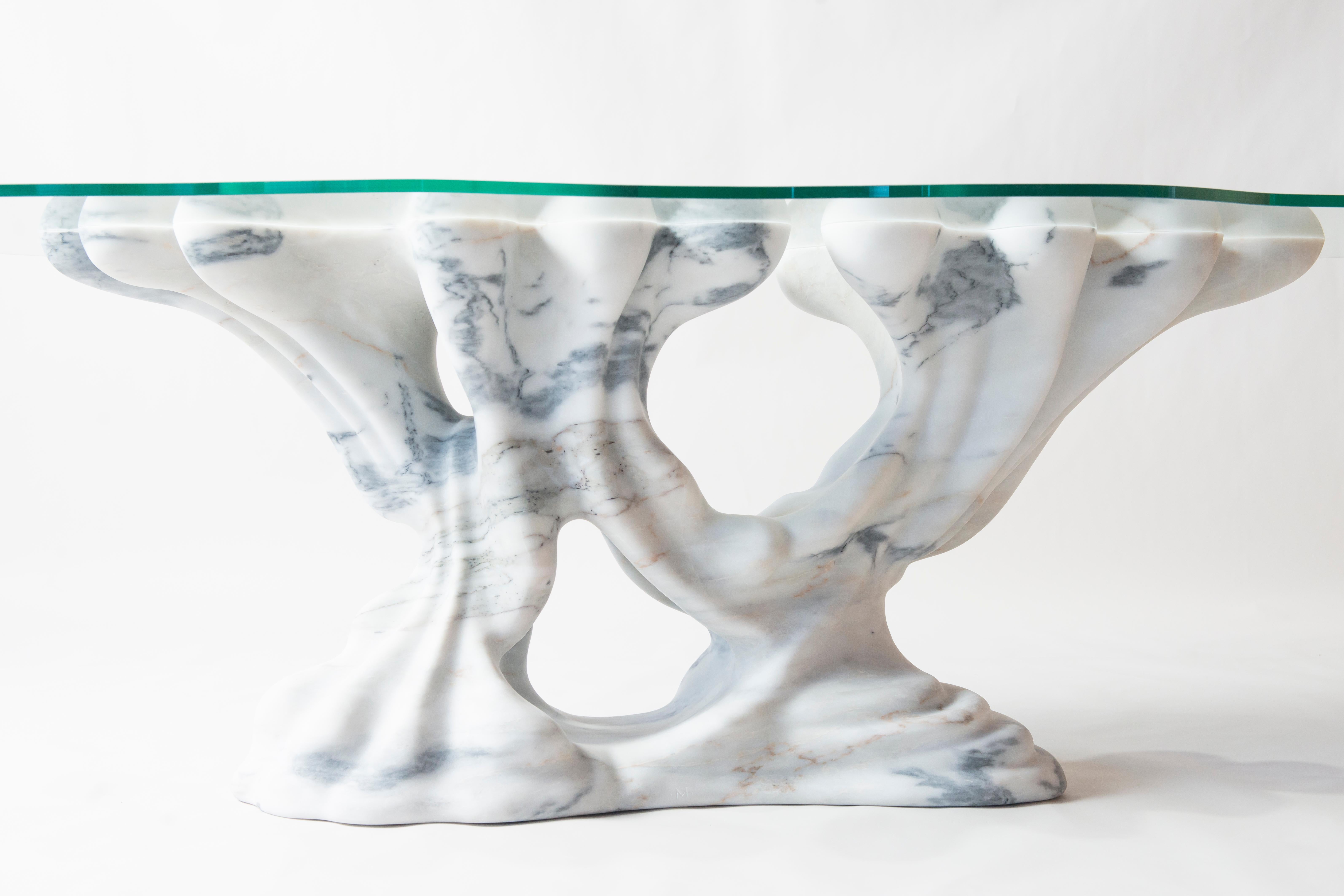 Kavachi Dining Table in White Marble & Glass by MANTA Handmade Stone Design For Sale 11