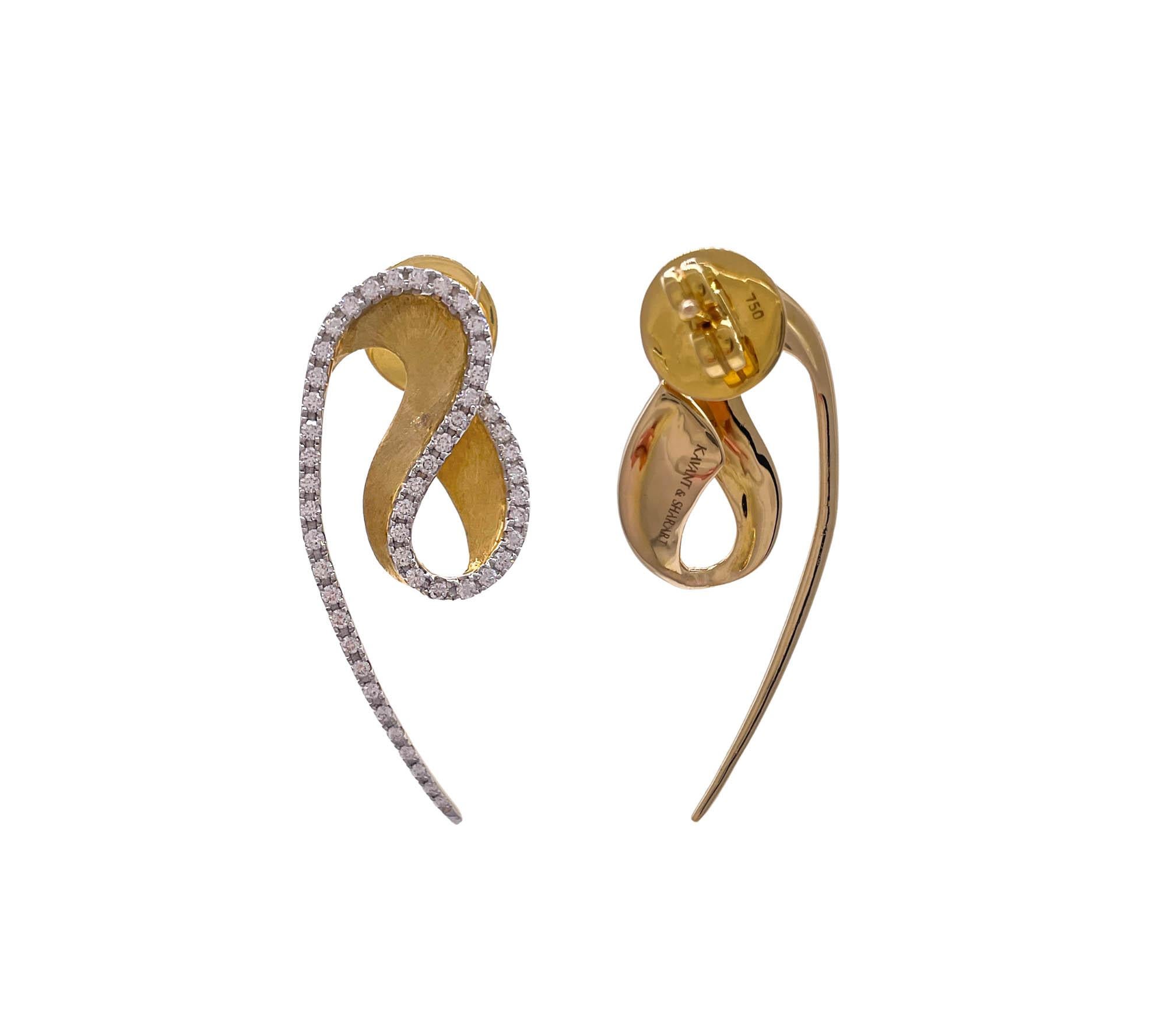 Kavant & Sharart 18k Yellow Gold Diamond Talay Wave Earring In Good Condition For Sale In Boca Raton, FL