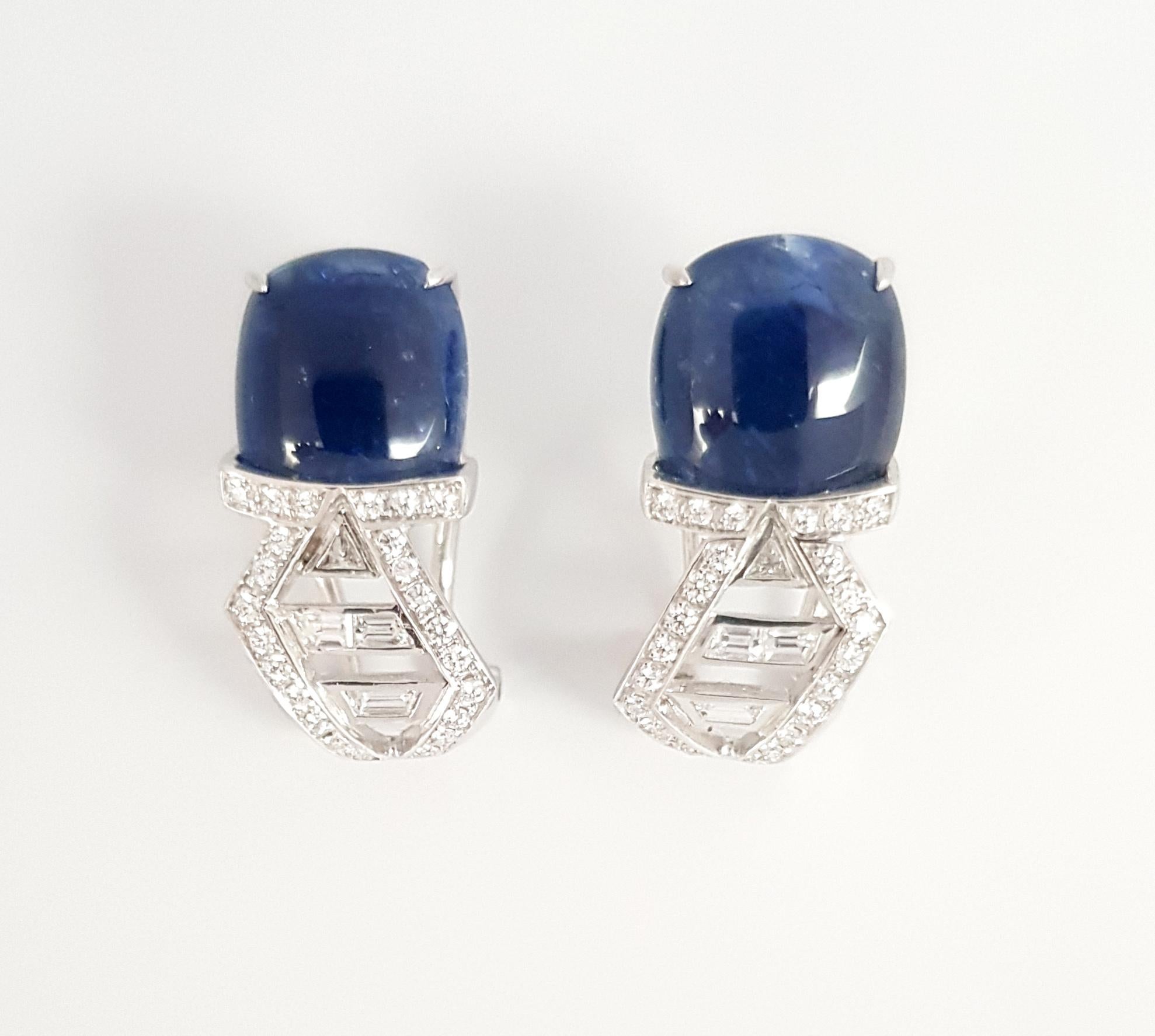Kavant Sharart, boucles d'oreilles Origami en or 18 carats avec saphir bleu asymétrique et diamants en vente 3