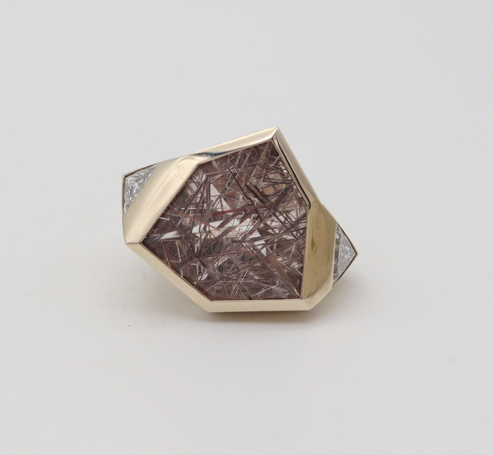 Donna KAVERAS Anello da cocktail geometrico in oro 18Kt con diamanti e quarzo rutilo in vendita