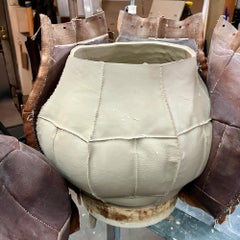 Kawa Grande Vaso in Porcellana 1.2, Ceramica organica bianca, diametro 13", scultura