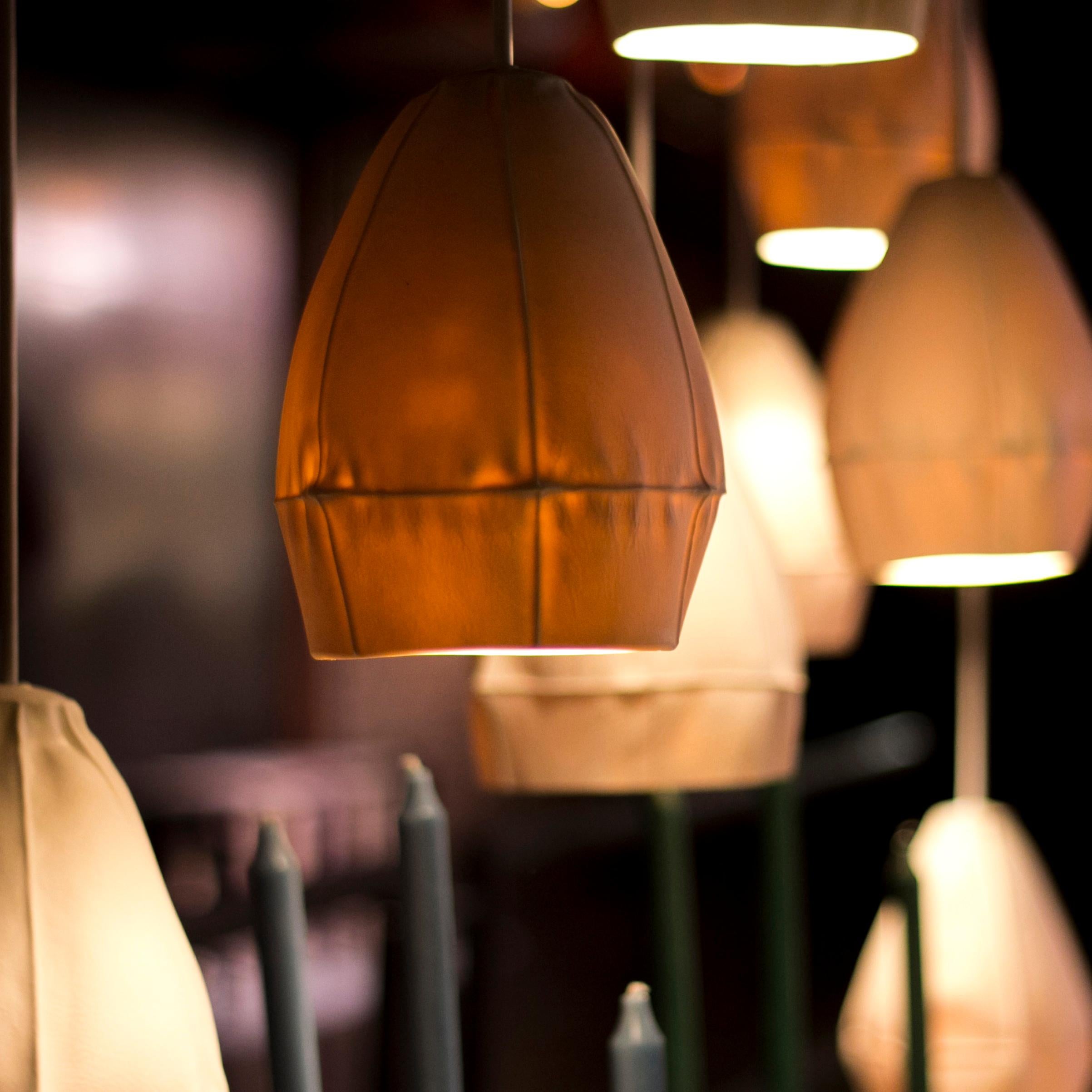 Suspension grappe de 3 lampes Kawa de Souda, fabriquée sur commande en vente 4
