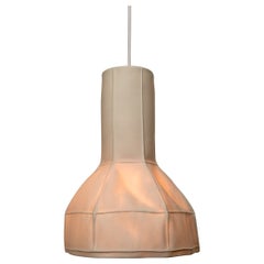 Kawa Serie Licht 05, Weiße organische moderne Porzellan-Pendelleuchte aus der Kawa-Serie, Lederguss