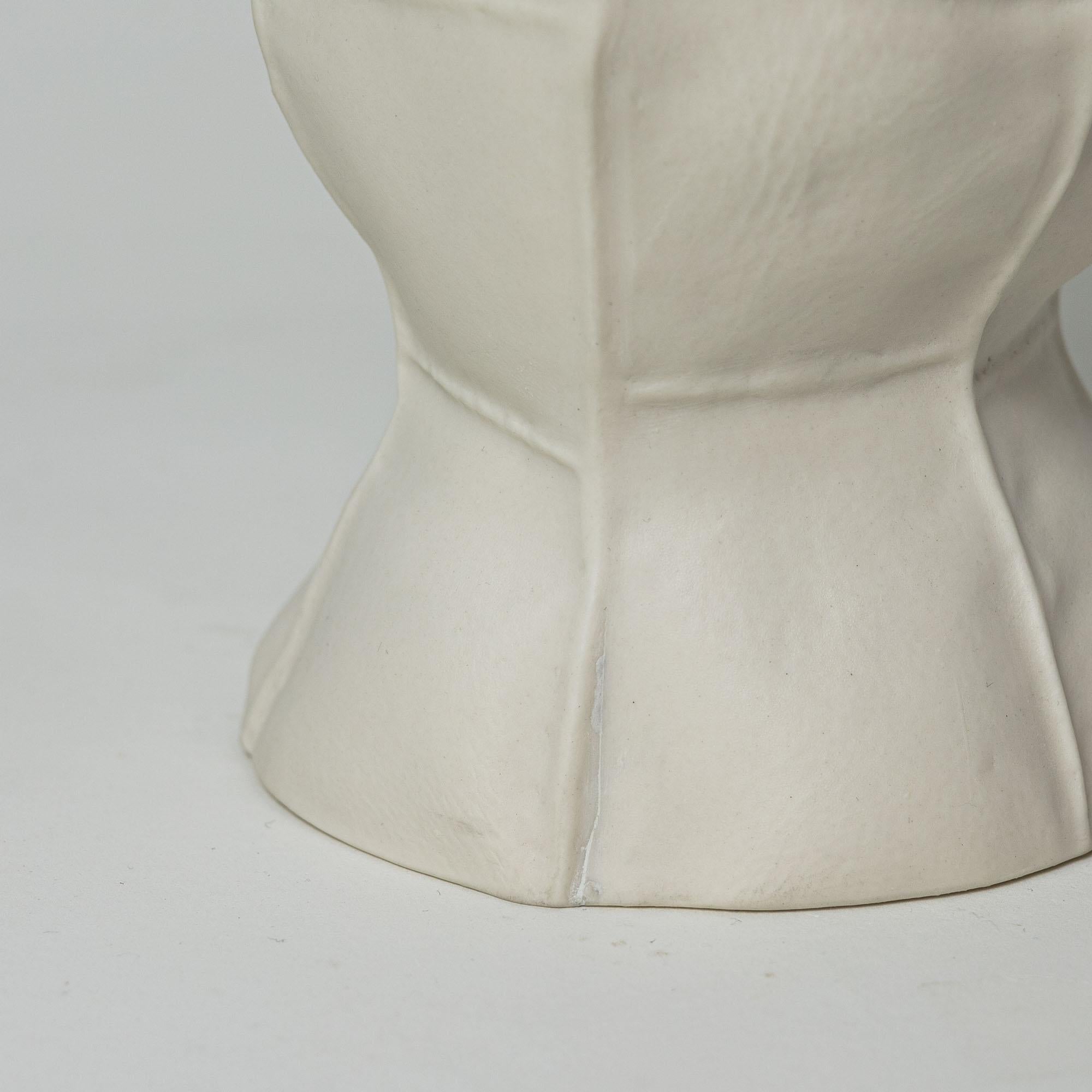 Vernissé Kawa Vase ZIGZAG, ÉCHANTILLON, vase à fleurs en céramique organique blanche, porcelaine