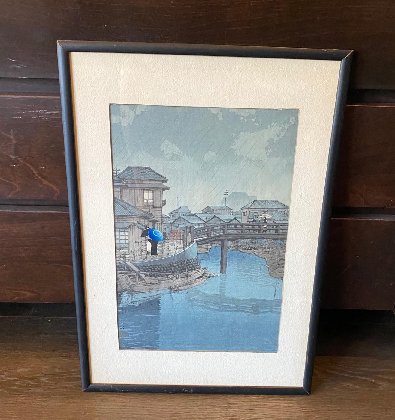 Une magnifique gravure sur bois aux couleurs vives du célèbre artiste japonais et maître graveur de Shin-Hanga Kawase Hasui. Cette estampe, intitulée 