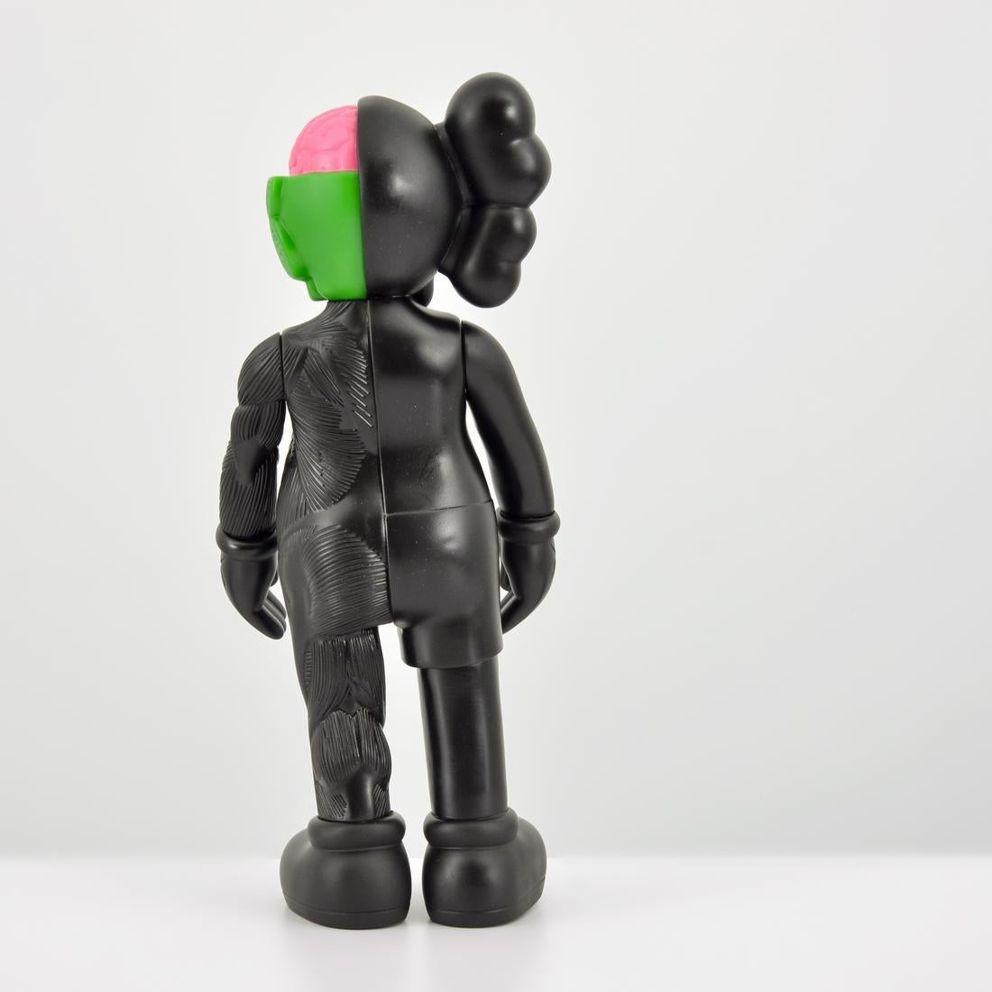 Sculpture de jouet d'art KAWS DISSECTED COMPANION, 2006 Bon état - En vente à Lake Worth Beach, FL
