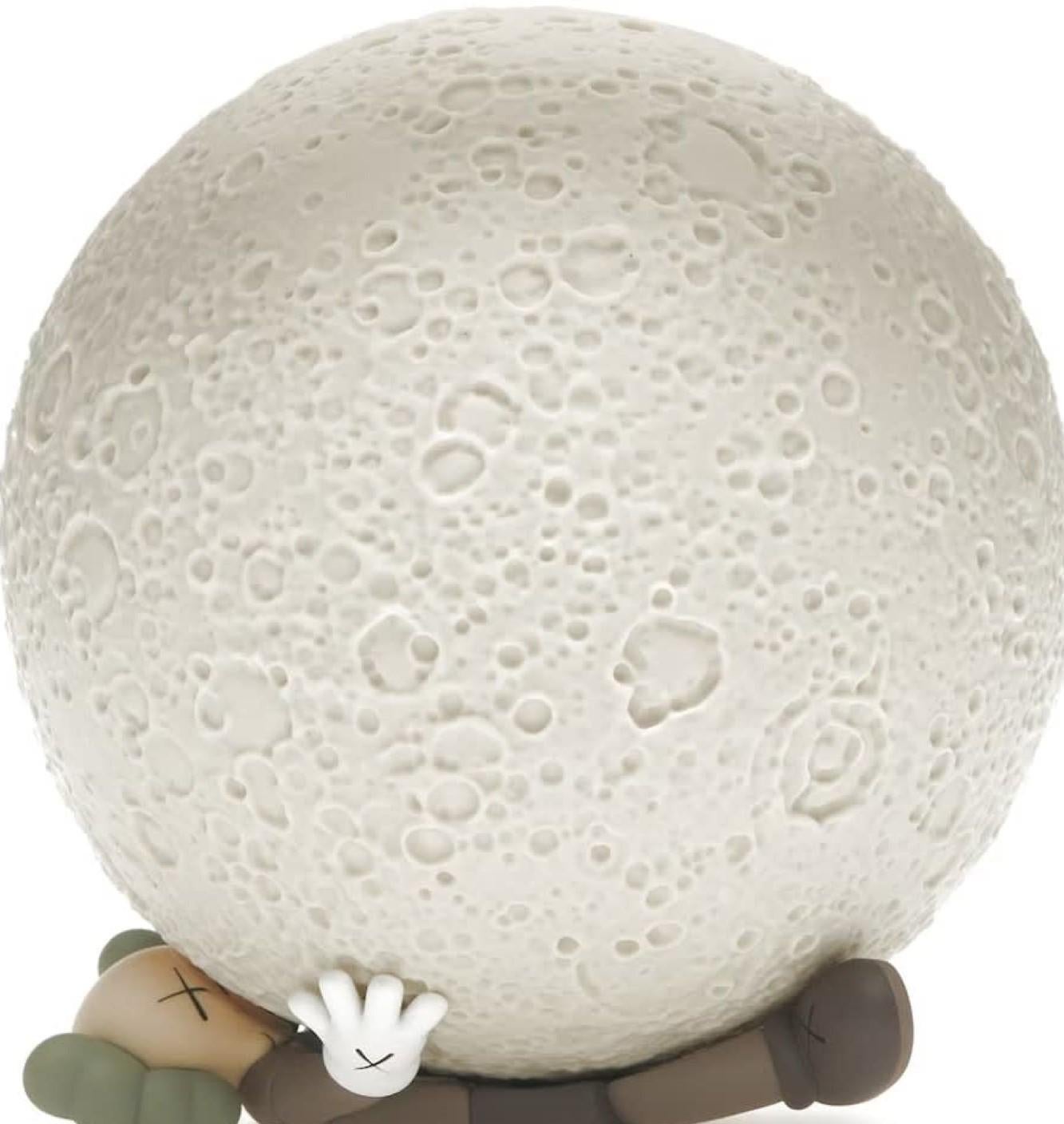 Holiday Big Moon de KAWS en vente 1