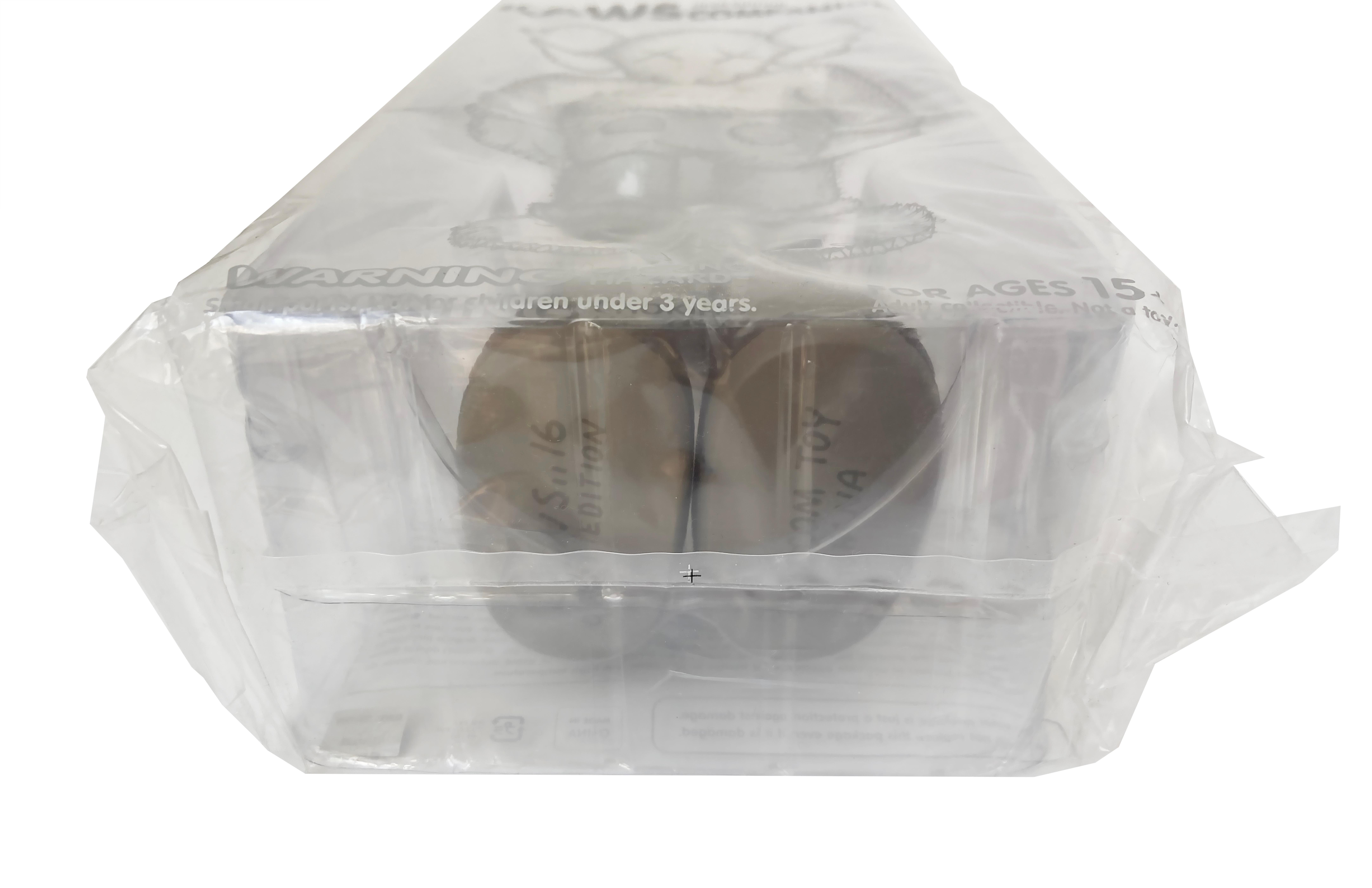 KAWS Companion 2016: set of 2 works (KAWS brown companion) For Sale 6