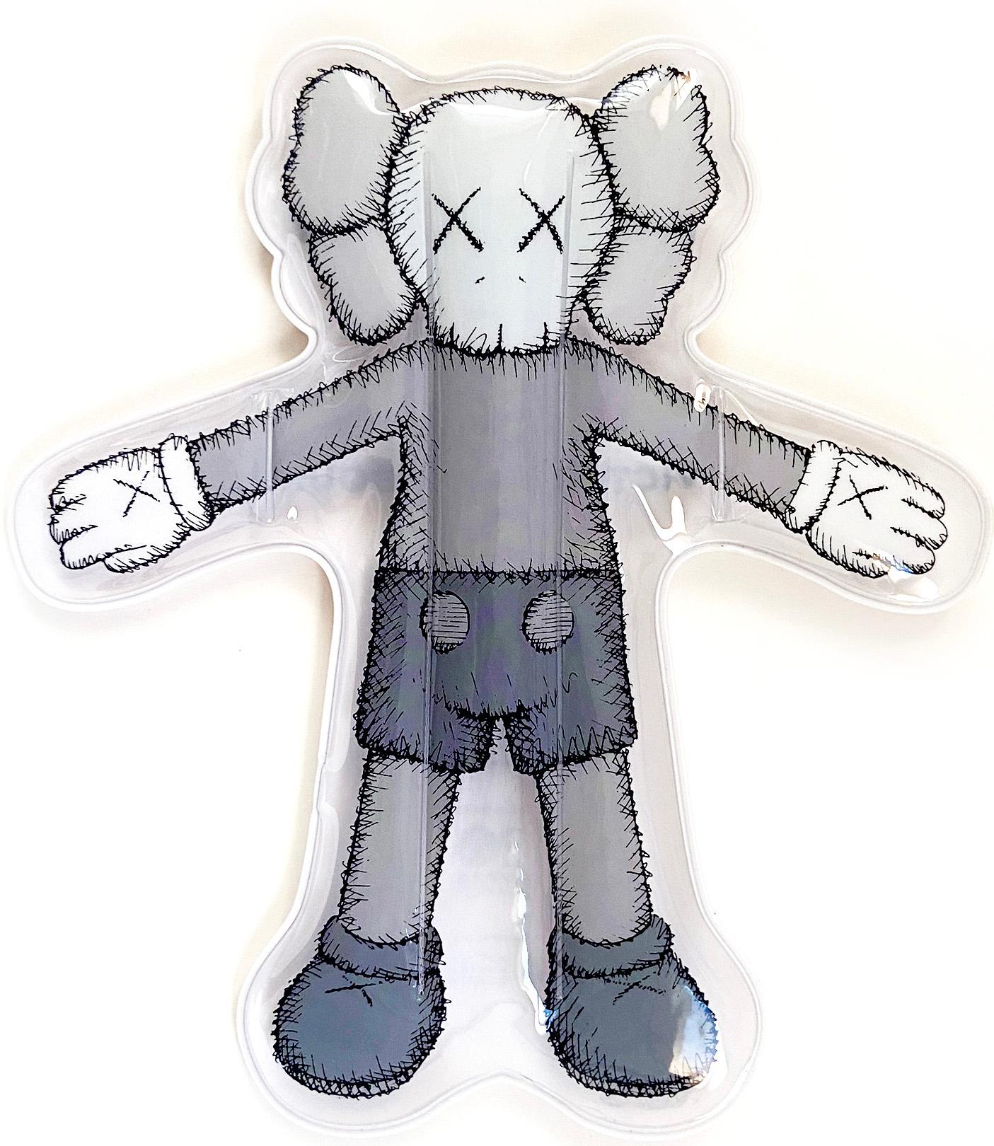 KAWS HOLIDAY: Hong Kong 2019 announcement:
Rare inflated promotional KAWS Holiday announcement published by All Rights Reserved to advertise the debut of a large scale KAWS floating figure in Hong Kong's Victoria Harbour in 2019.

Medium: Inflated