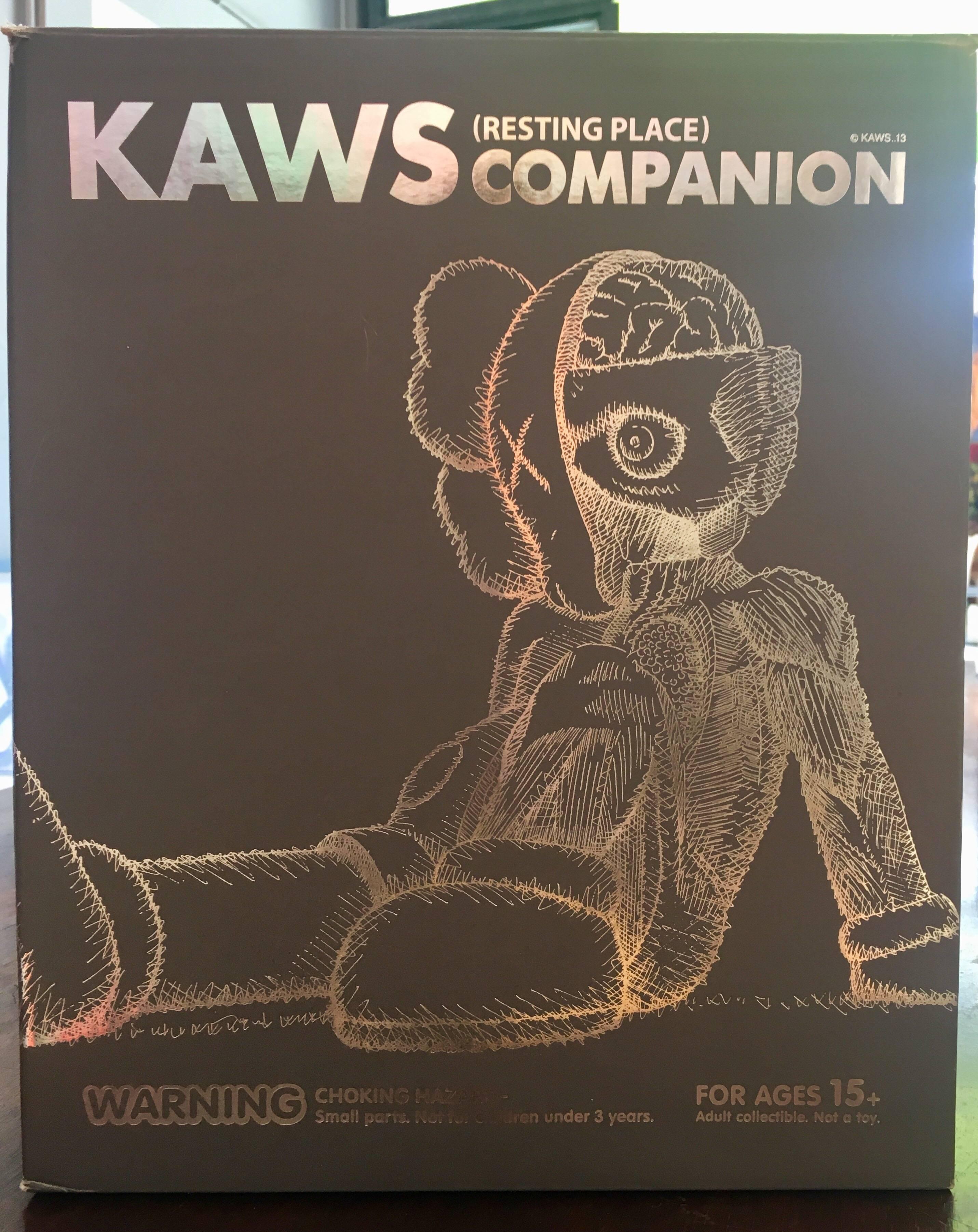 Kaws, Resting Place Companion & Its Original Box, 2013, Medicom Toy Corporation In Good Condition In Paris, FR