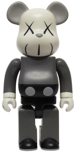 400 % grauer Bearbrick-Stoff