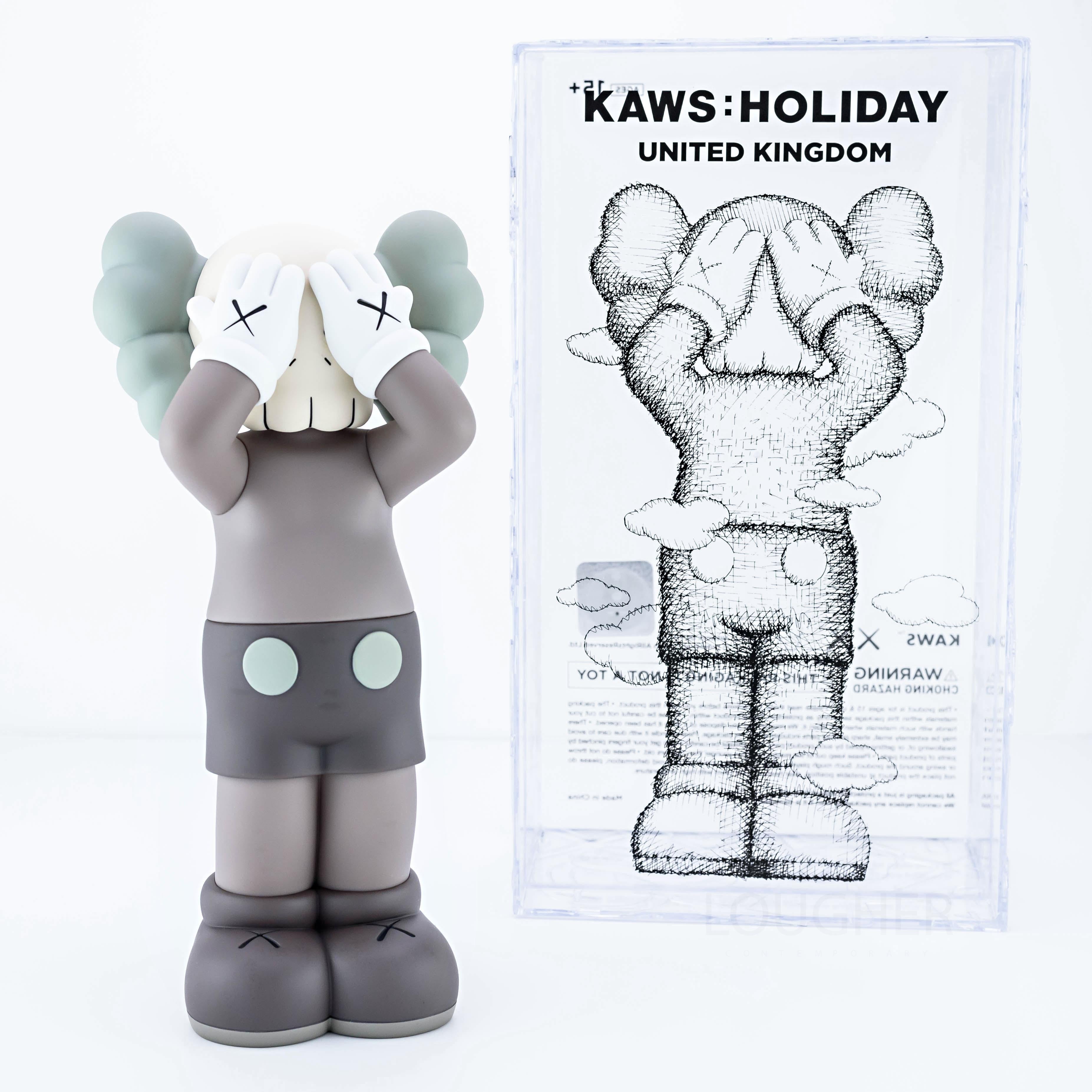 Holiday UK (Brown) 直販大セール × KAWS Medicom