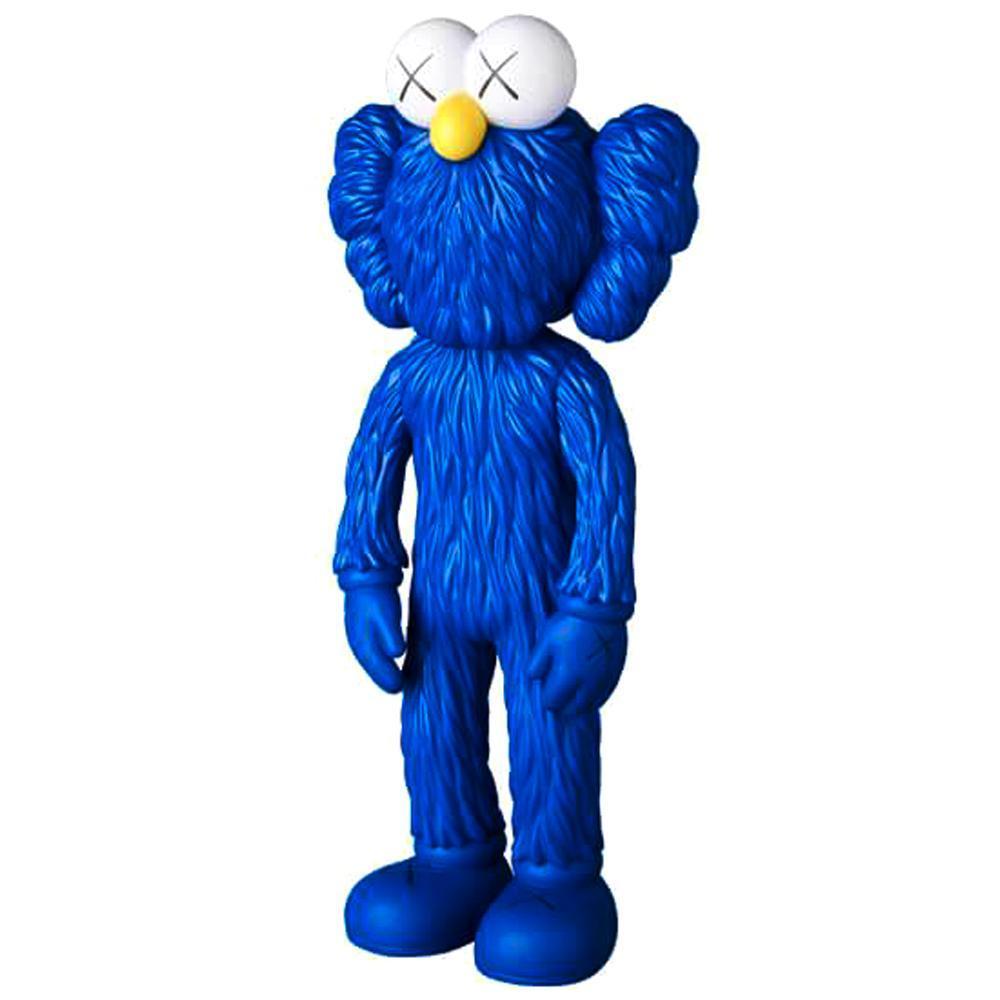 BFF (Blue)
Date of creation: 2018
Medium: Sculpture
Media: Vinyl
Edition: Open
Size: 33.5 x 14.5 x 8.3 cm
Observations:
Vinyl sculpture published in 2018 by KAWS/ORIGINALFAKE & Medicom Toys. Sent inside its original box.
KAWS pays tribute to one of