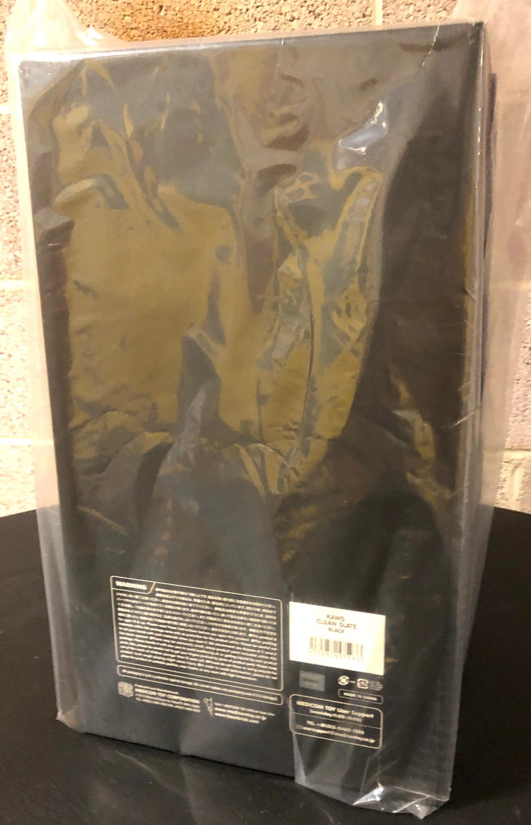 KAWS - KAWS - Clean Slate - Black Version - brand new For