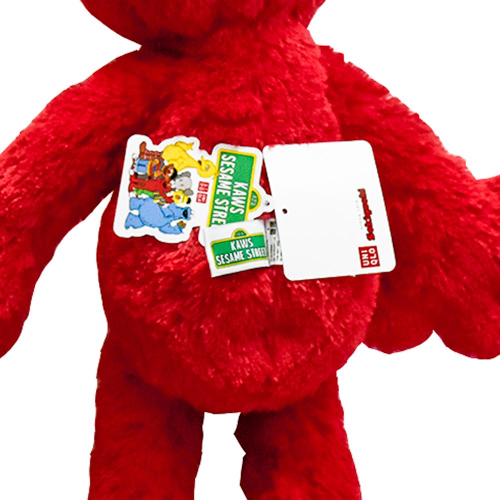 Ultra soft Kaws Elmo.
Made in collaboration with Kaws and Sesame Street.
Creatively re-imagined by Kaws with the recognizable Kaws X eyes.
Released by Uniqlo in 2018.
Comes complete with tags as pictured.
Polyester shell and polyester