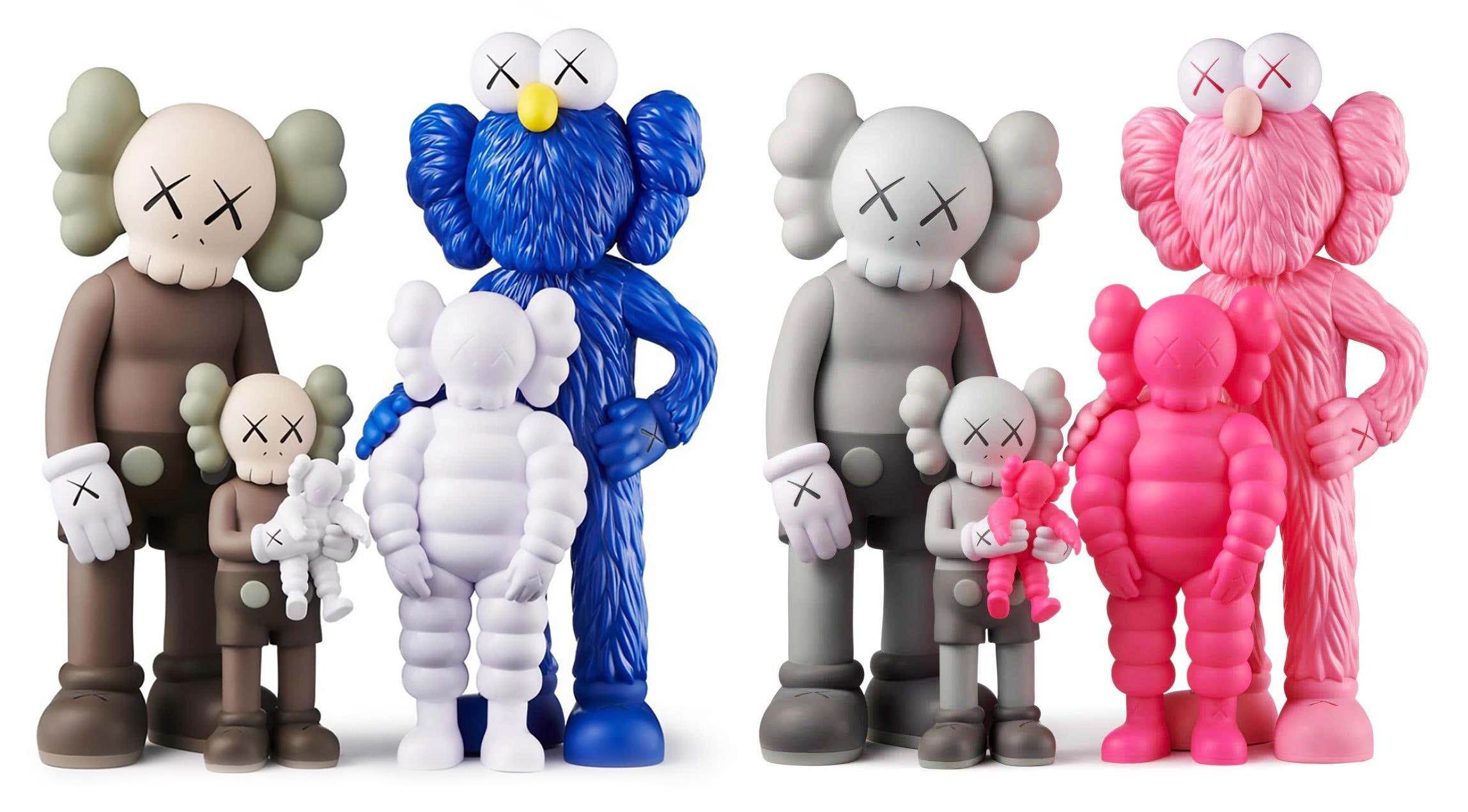 KAWS FAMILY set of 2 works (brown & grey KAWS Family companion) For Sale 5