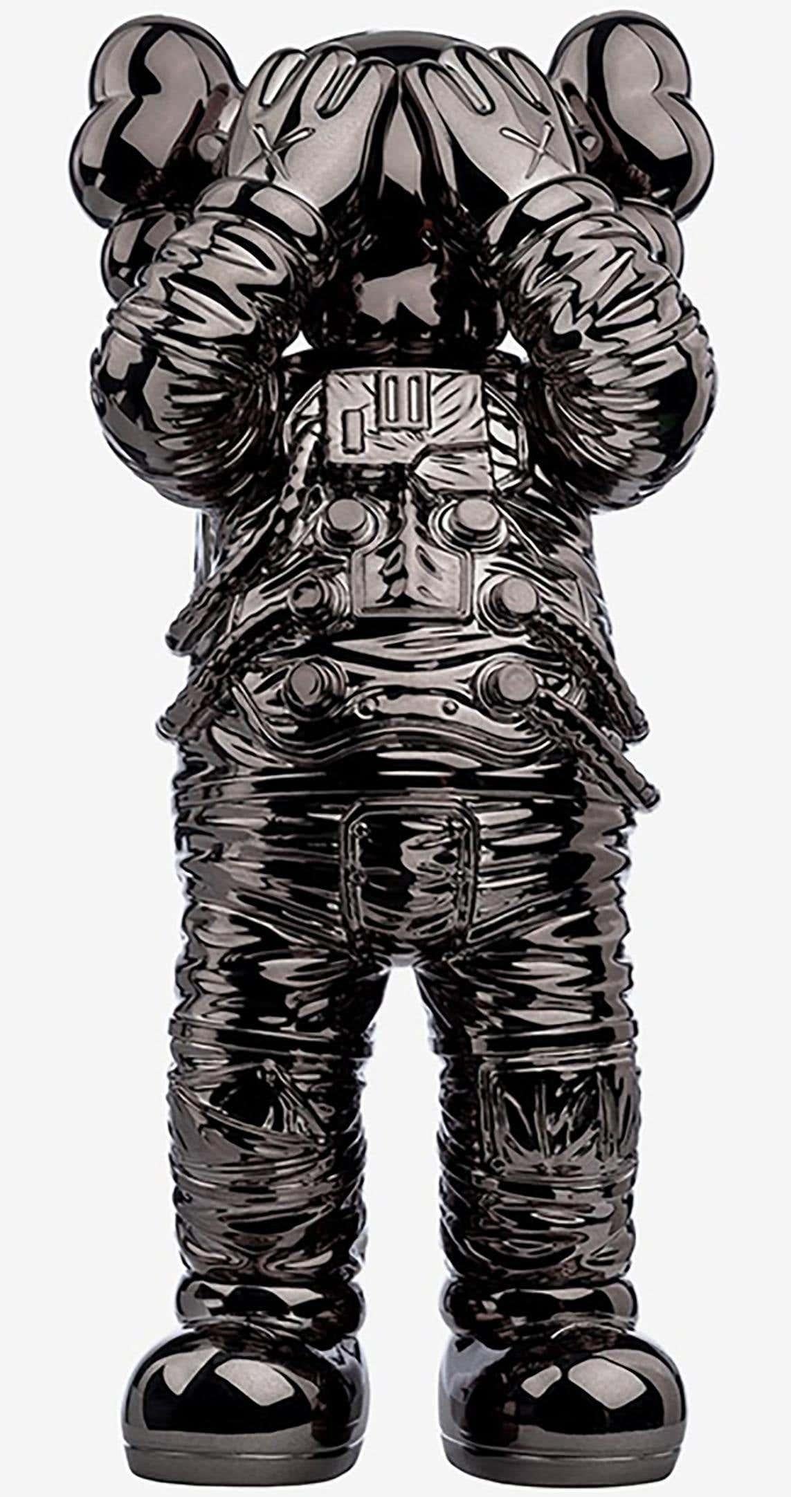 KAWS HOLIDAY : collection de plus de 30 œuvres (KAWS Holiday Companion 2018-2022) en vente 11