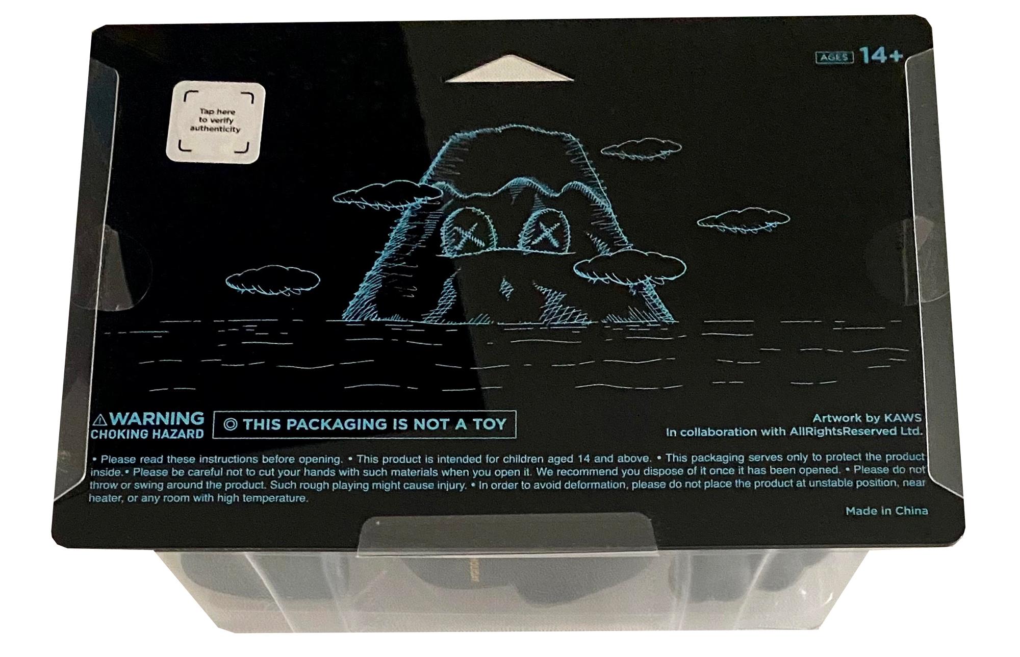 KAWS Holiday Companion Japan complete set of 3 works (KAWS Mount Fuji Japan)  For Sale 5