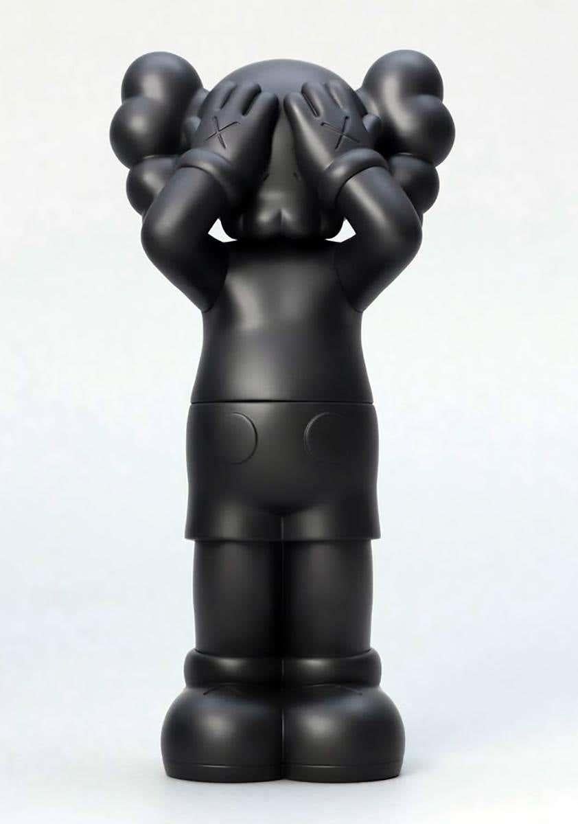 KAWS HOLIDAY: set of 6 works (KAWS black companion) For Sale 1