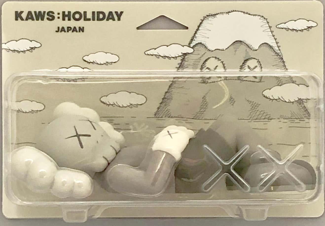 KAWS Holiday Companions: set of 6 works (KAWS grey companion 2019-2022) For Sale 8