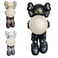 KAWS Holiday SHANGHAI (serie completa di 3 opere)