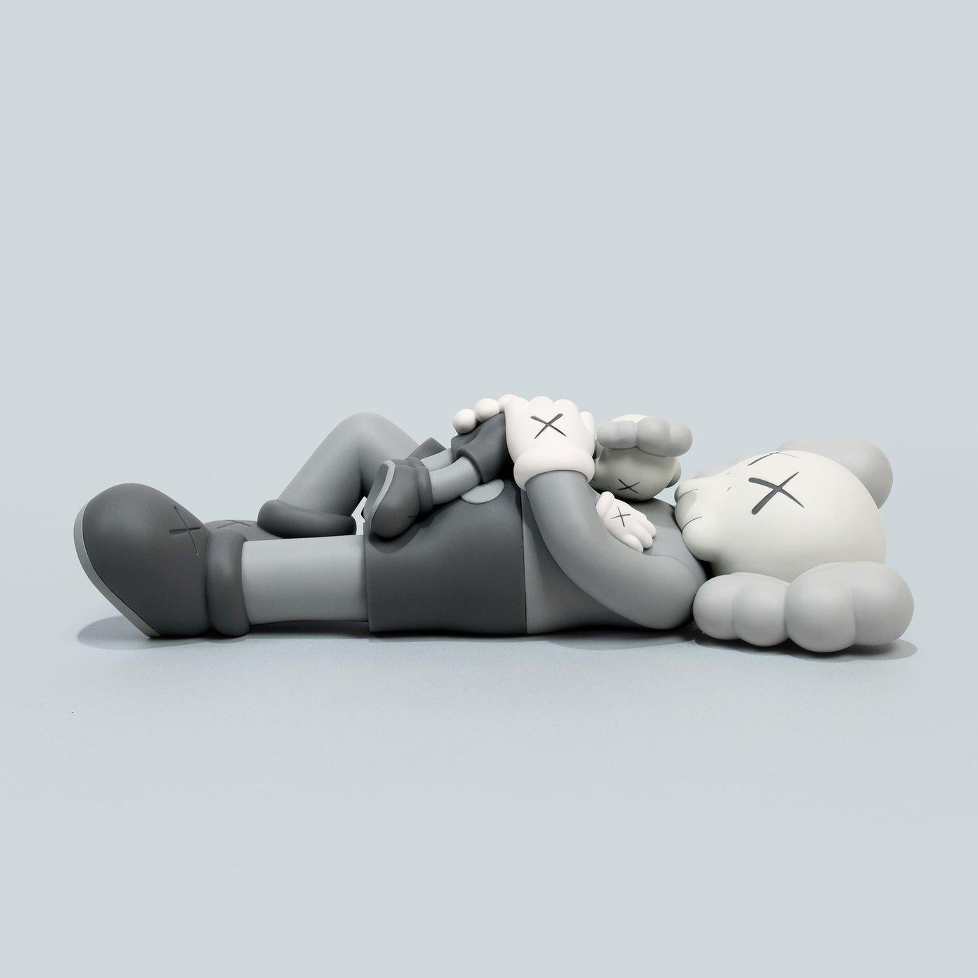 Ensemble de 2 œuvres KAWS Holiday Singapore (compagnie KAWS Singapour) en vente 3
