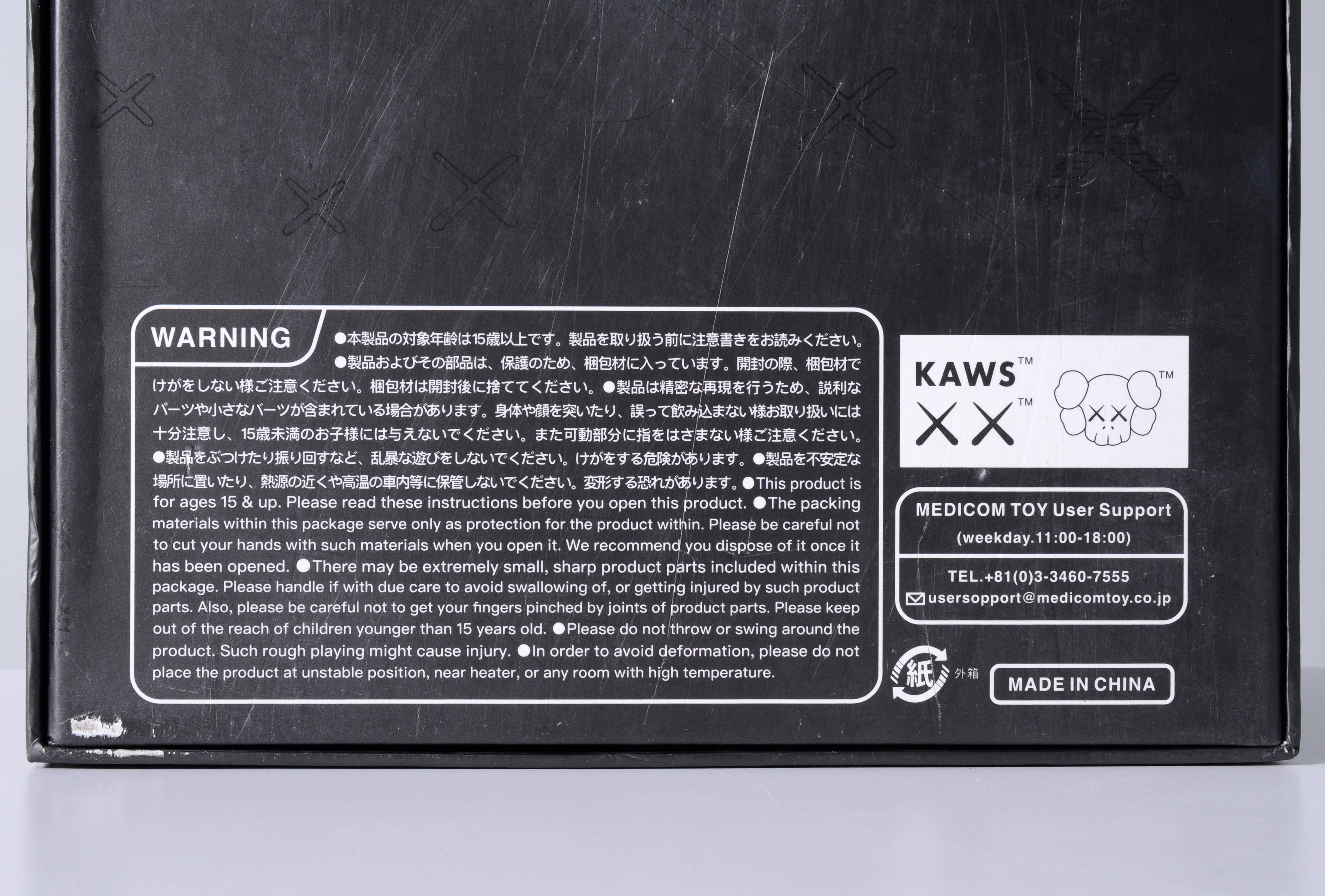 KAWS « Holiday Space, », 2020 en vente 16