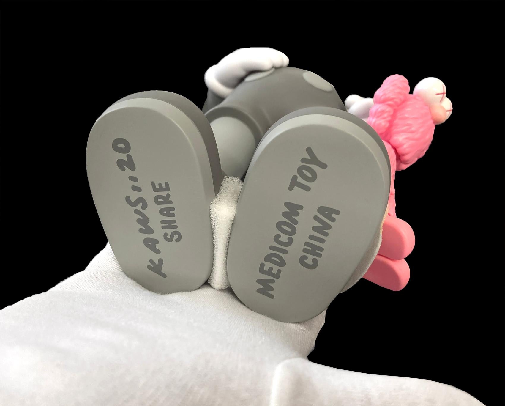 KAWS SHARE & KAWS TAKE (set of 2 KAWS companions) 2